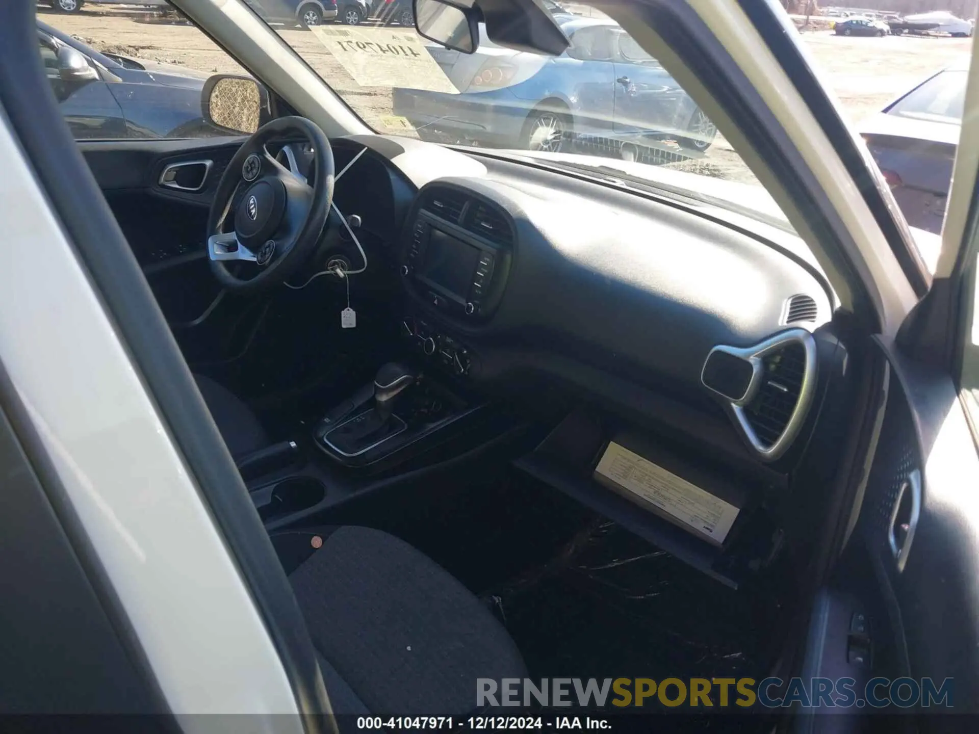 5 Photograph of a damaged car KNDJ23AU3M7769753 KIA SOUL 2021