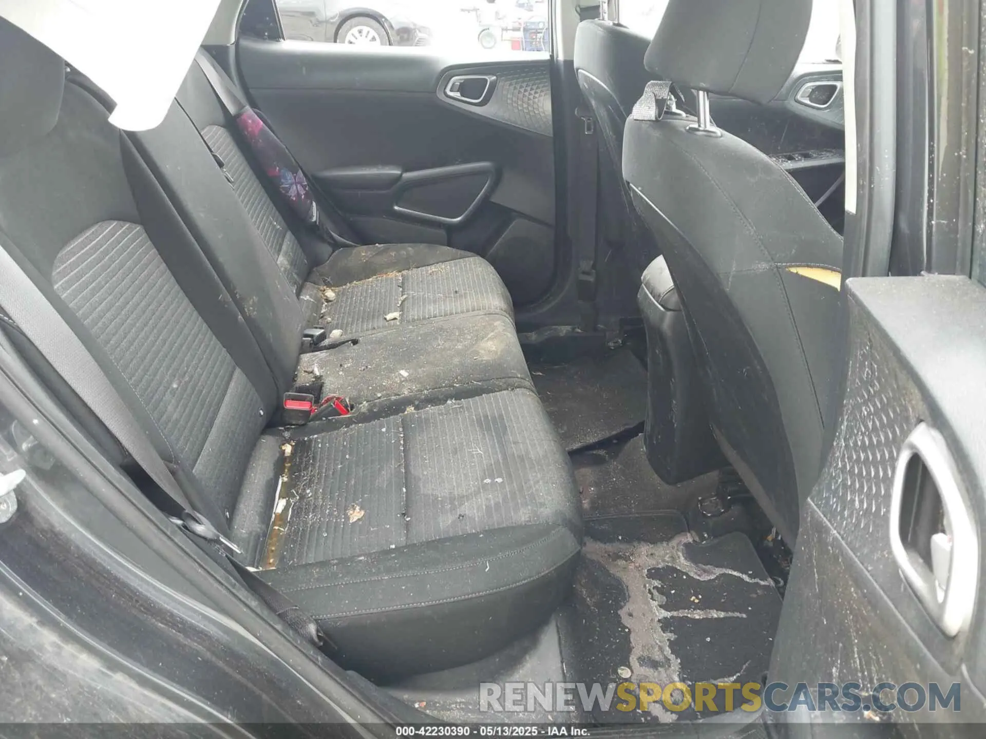 8 Photograph of a damaged car KNDJ23AU3M7796516 KIA SOUL 2021