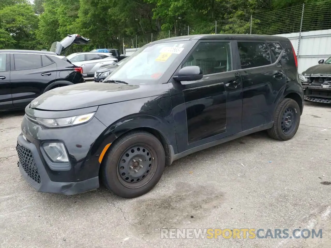 1 Photograph of a damaged car KNDJ23AU4M7137845 KIA SOUL 2021
