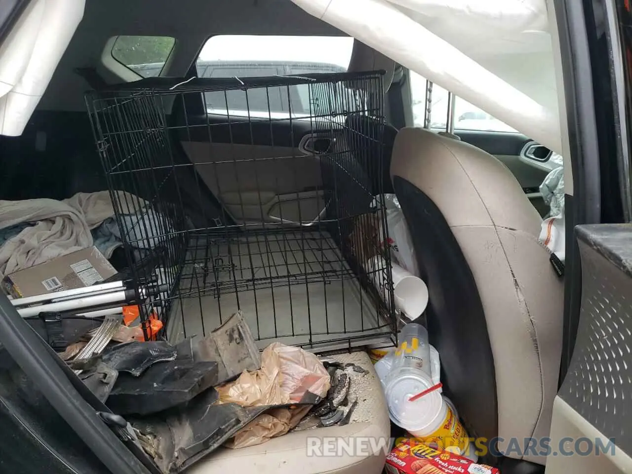 10 Photograph of a damaged car KNDJ23AU4M7137845 KIA SOUL 2021