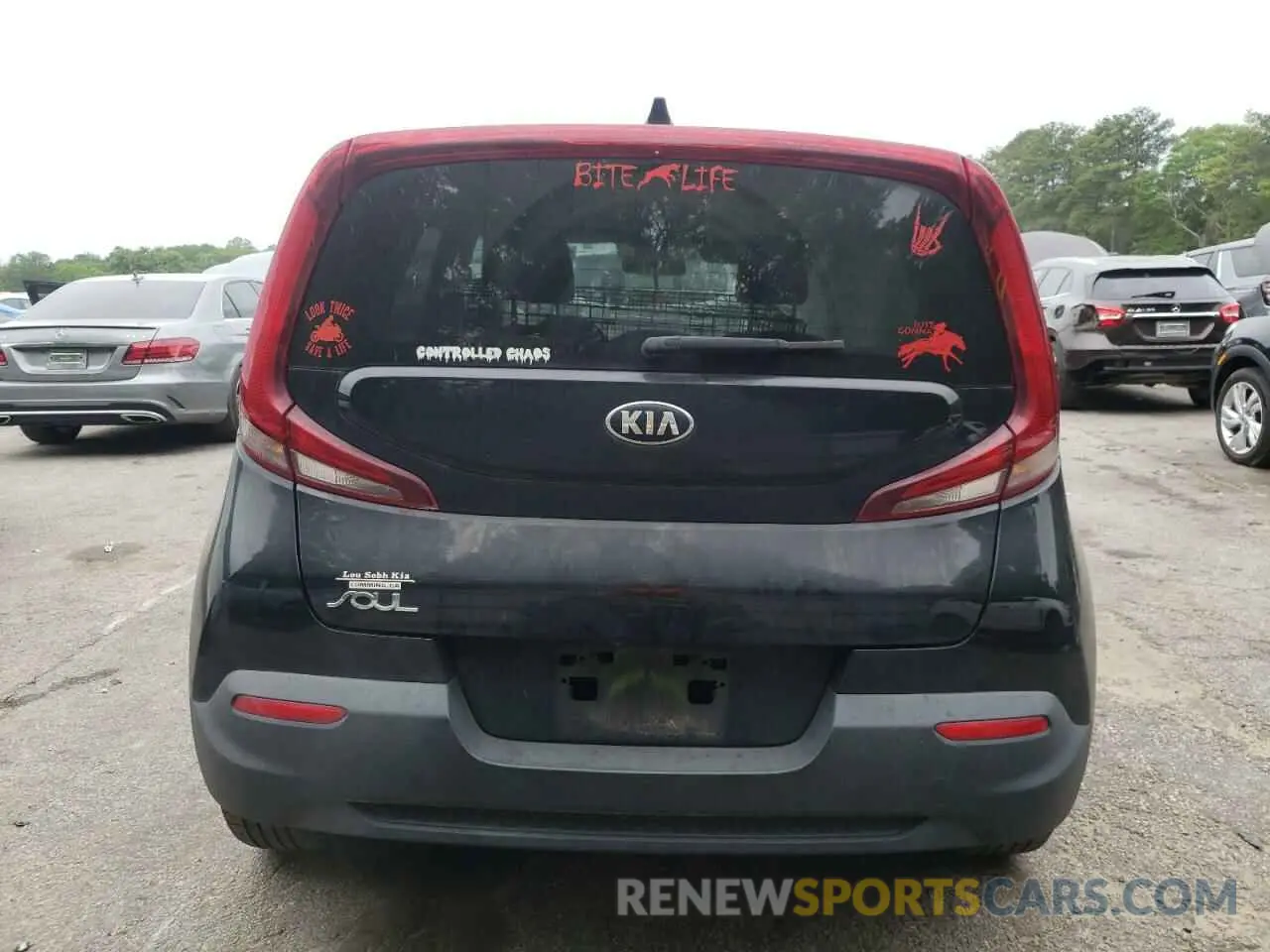 6 Photograph of a damaged car KNDJ23AU4M7137845 KIA SOUL 2021