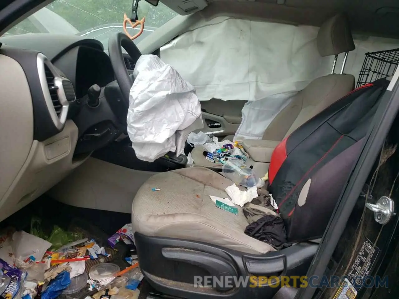 7 Photograph of a damaged car KNDJ23AU4M7137845 KIA SOUL 2021