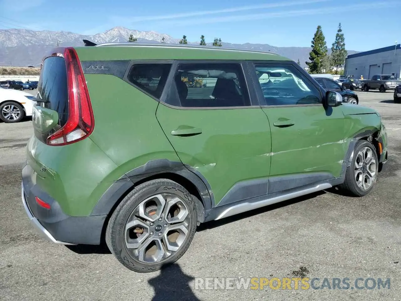 3 Photograph of a damaged car KNDJ23AU4M7138767 KIA SOUL 2021