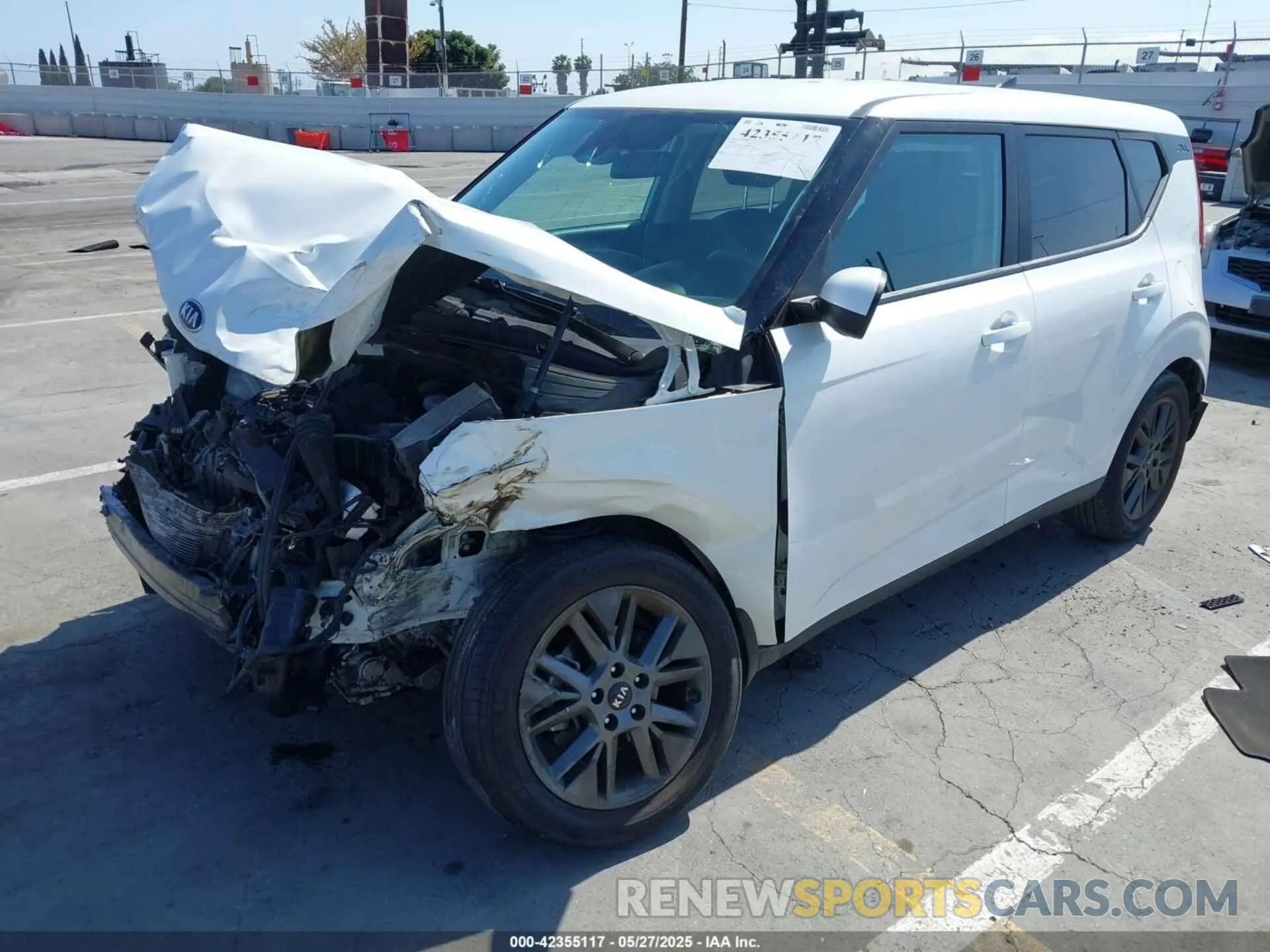 2 Photograph of a damaged car KNDJ23AU4M7146674 KIA SOUL 2021