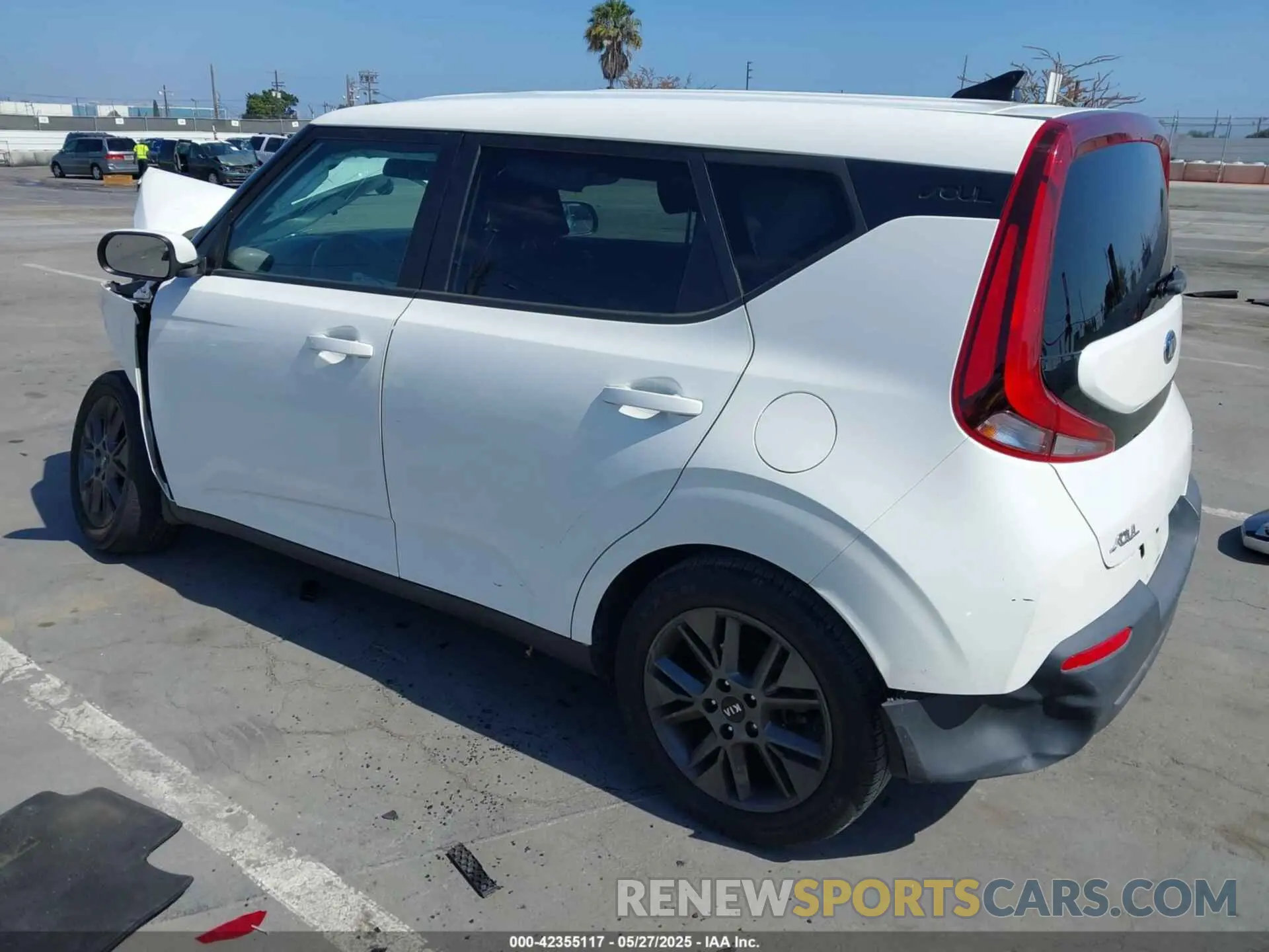 3 Photograph of a damaged car KNDJ23AU4M7146674 KIA SOUL 2021