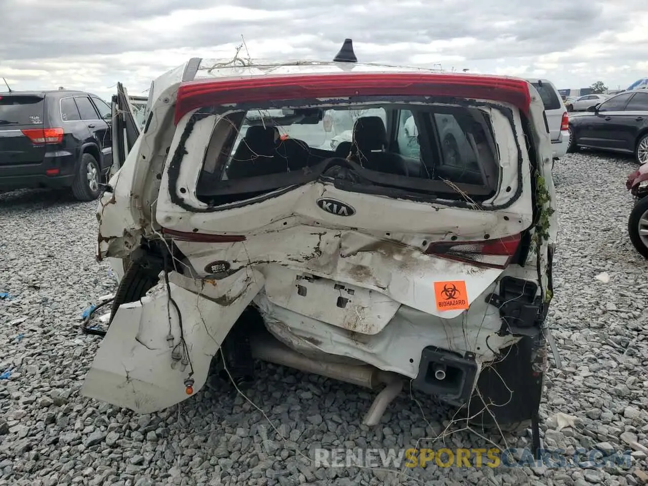 6 Photograph of a damaged car KNDJ23AU4M7751584 KIA SOUL 2021
