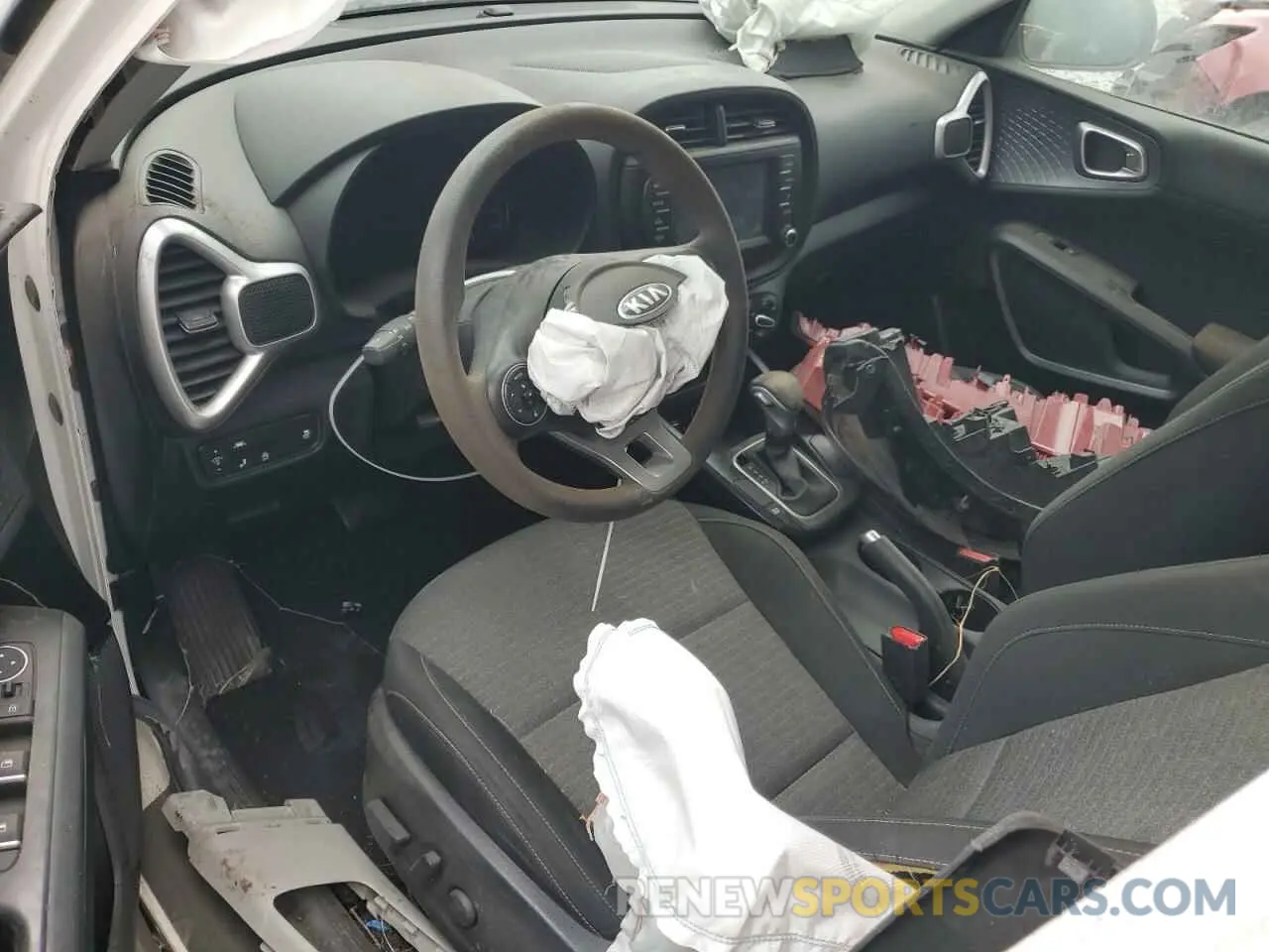 8 Photograph of a damaged car KNDJ23AU4M7751584 KIA SOUL 2021