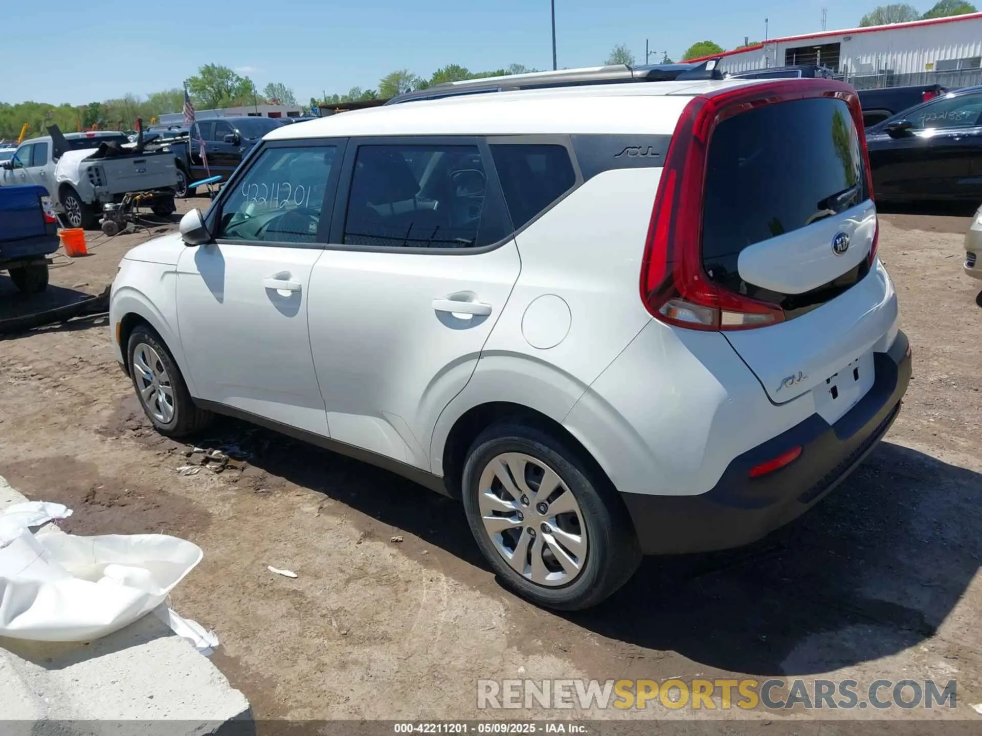 3 Photograph of a damaged car KNDJ23AU4M7755070 KIA SOUL 2021