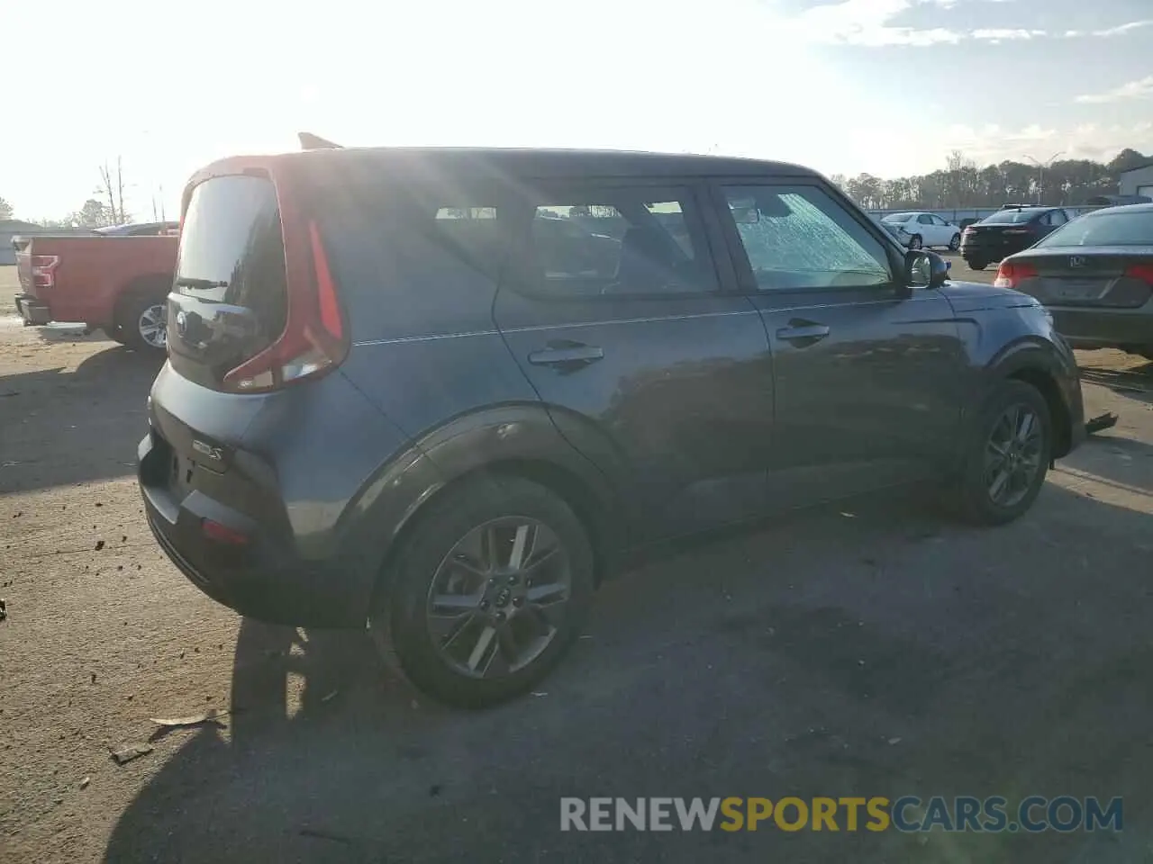3 Photograph of a damaged car KNDJ23AU4M7796069 KIA SOUL 2021