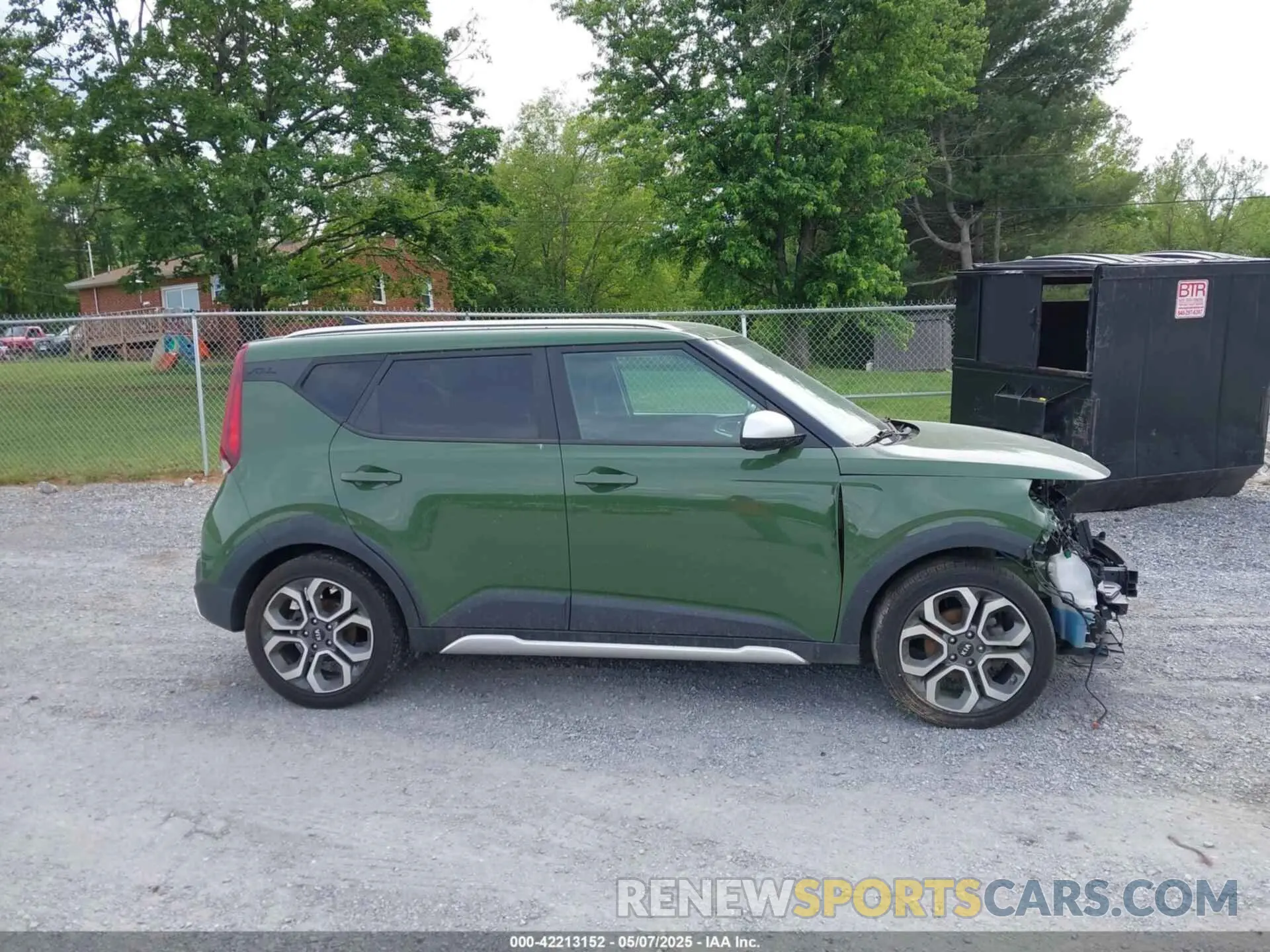 13 Photograph of a damaged car KNDJ23AU5M7128717 KIA SOUL 2021