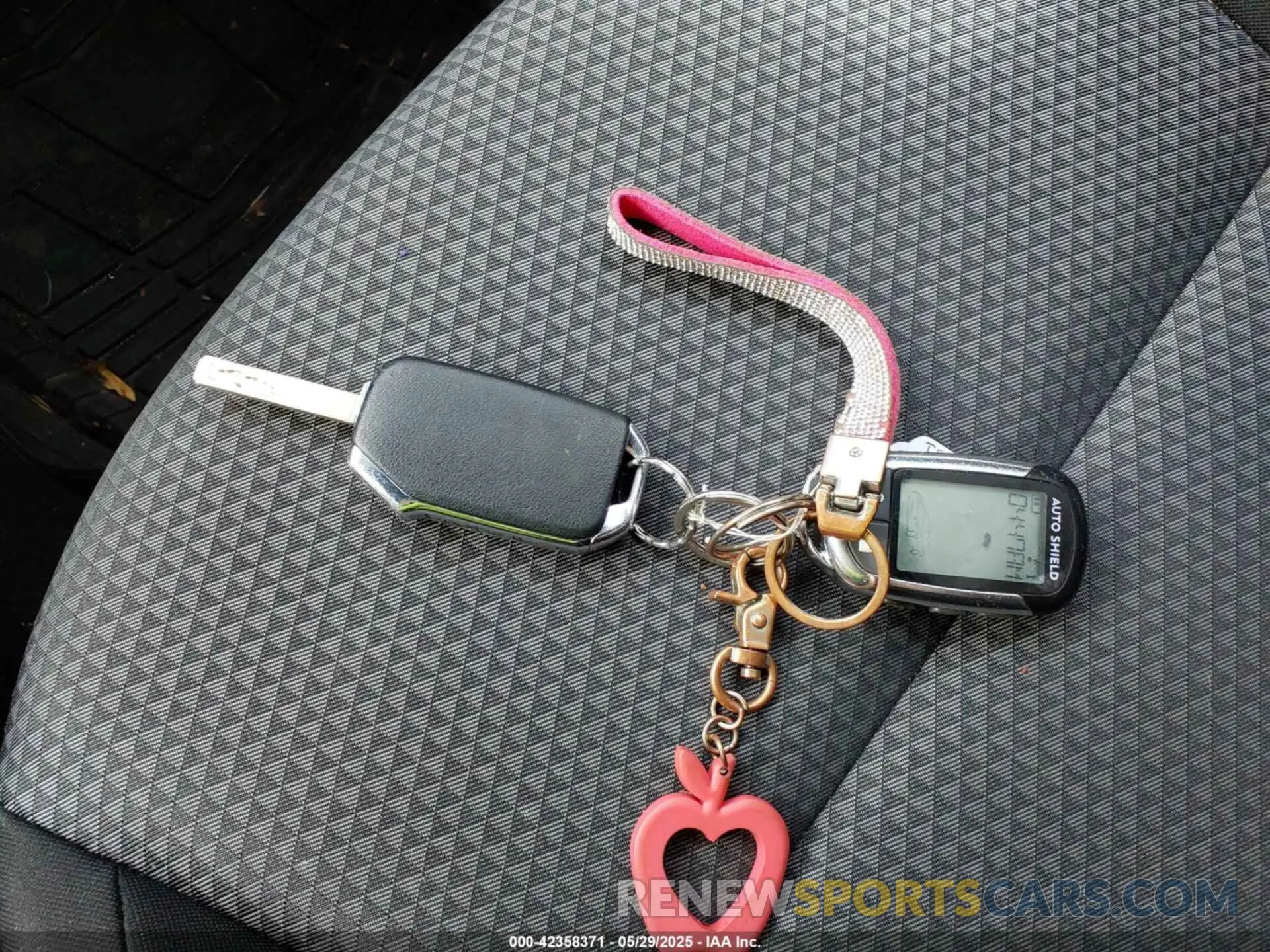 11 Photograph of a damaged car KNDJ23AU5M7147154 KIA SOUL 2021