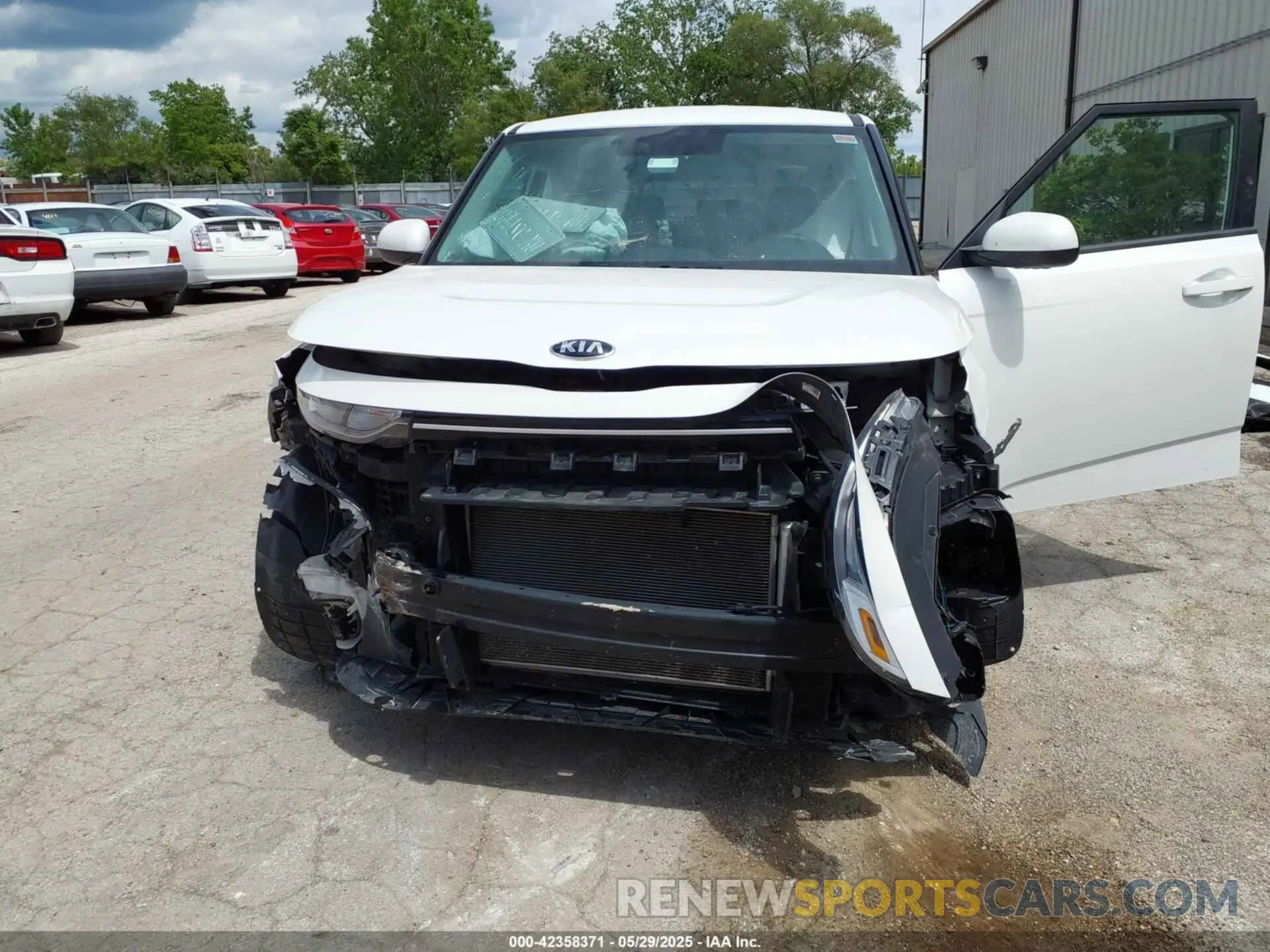 6 Photograph of a damaged car KNDJ23AU5M7147154 KIA SOUL 2021