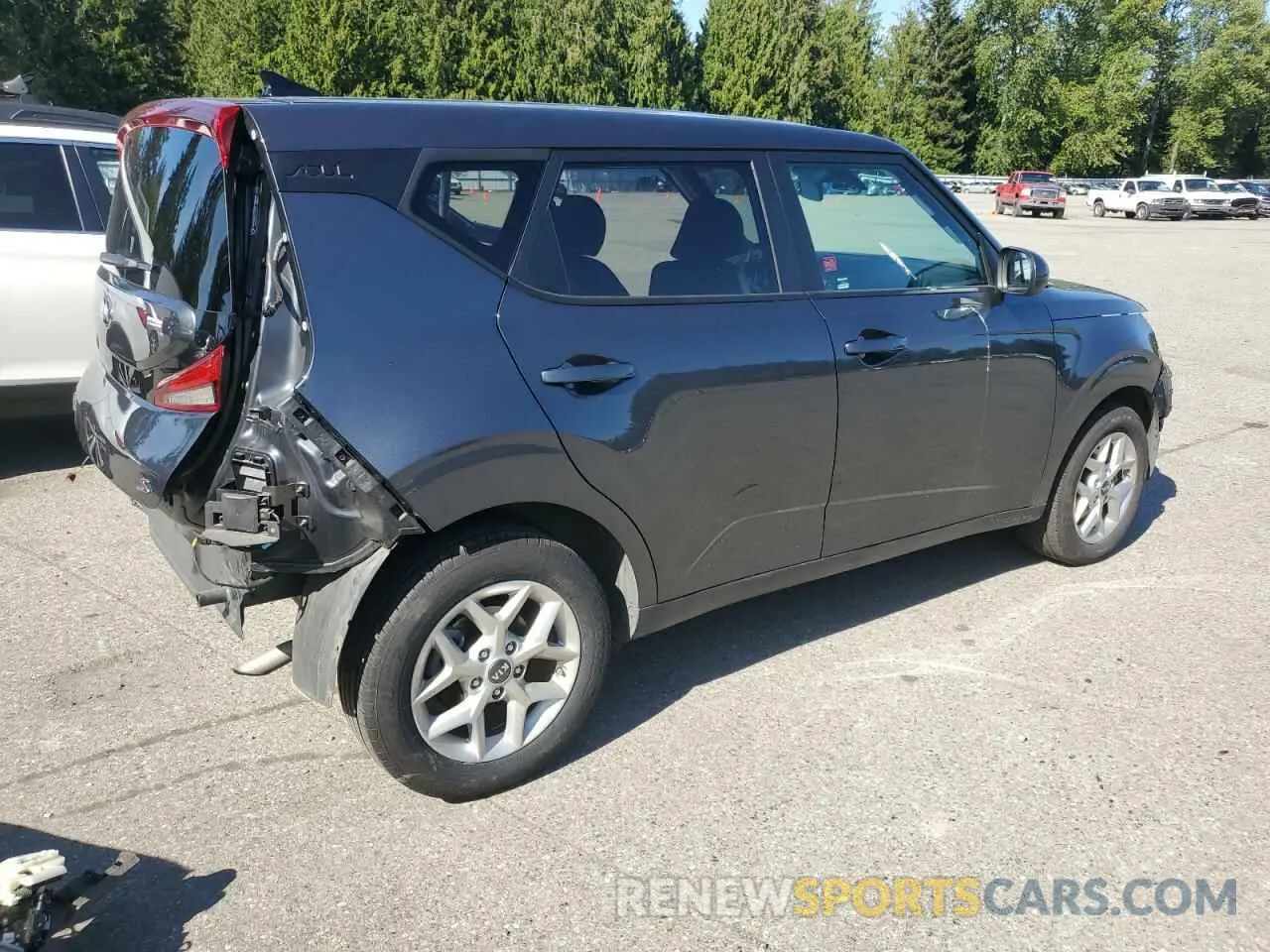 3 Photograph of a damaged car KNDJ23AU5M7740058 KIA SOUL 2021