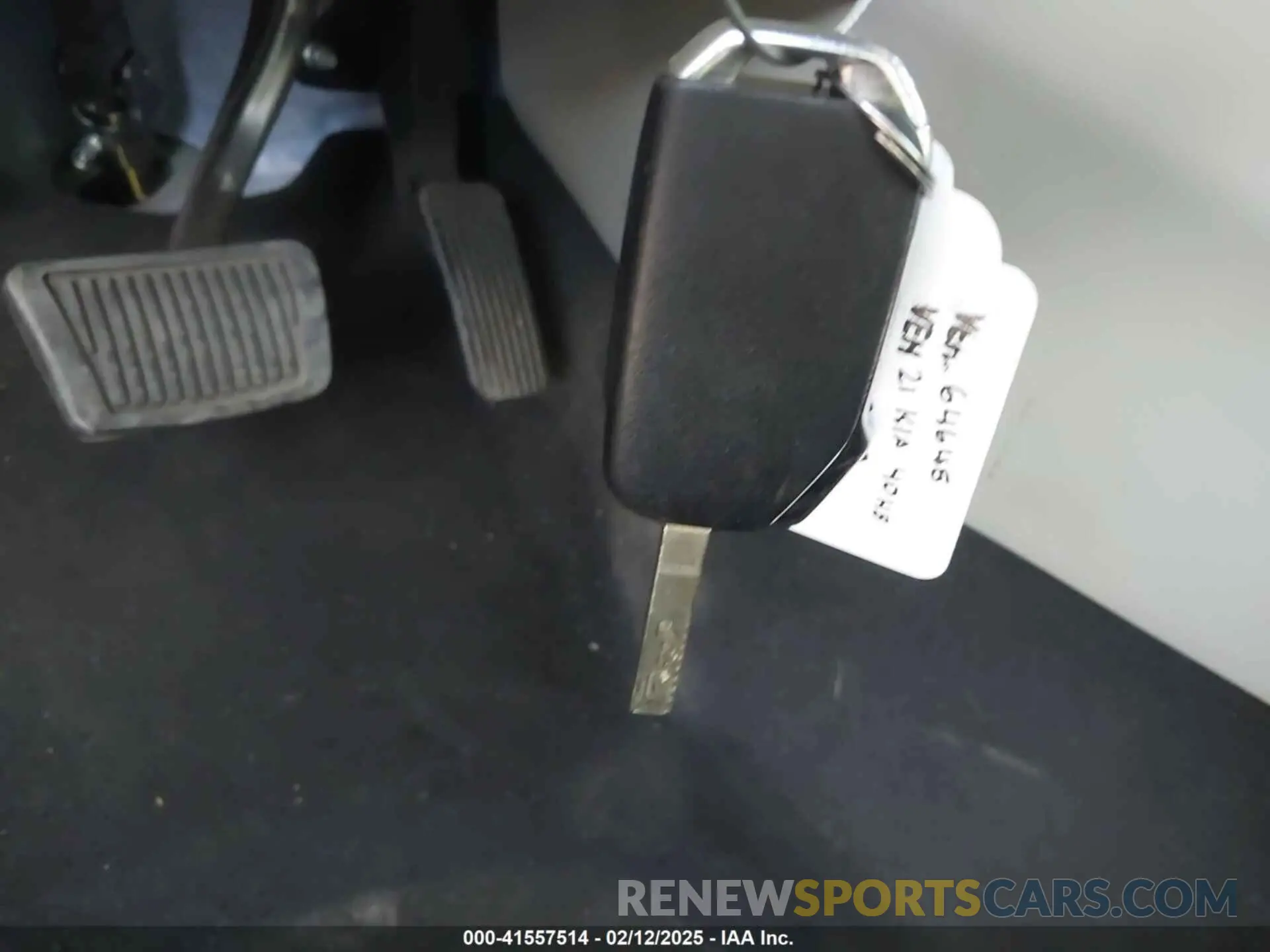 11 Photograph of a damaged car KNDJ23AU5M7779829 KIA SOUL 2021