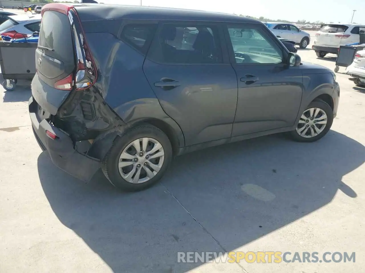 3 Photograph of a damaged car KNDJ23AU5M7786330 KIA SOUL 2021