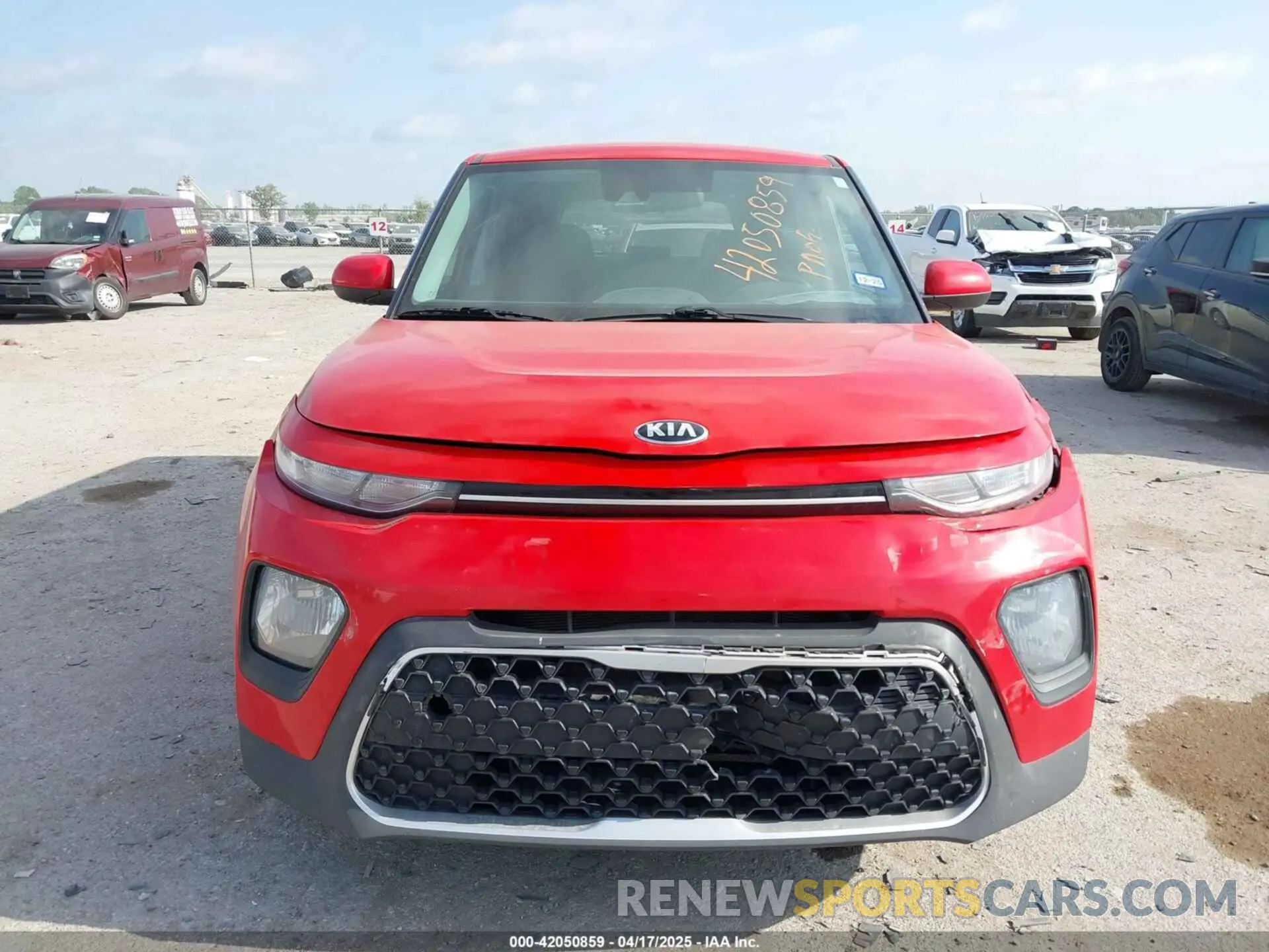 12 Photograph of a damaged car KNDJ23AU6M7124255 KIA SOUL 2021