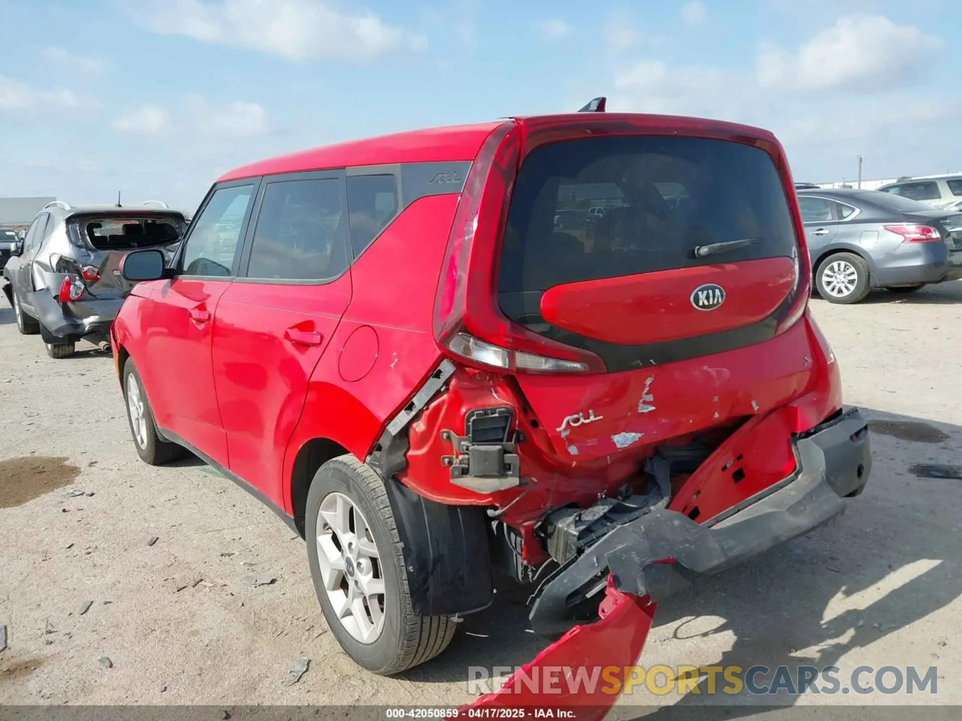 3 Photograph of a damaged car KNDJ23AU6M7124255 KIA SOUL 2021