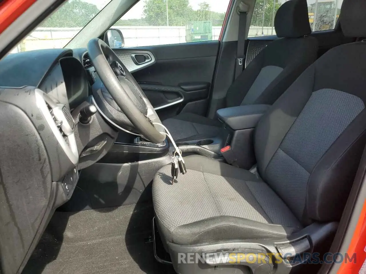7 Photograph of a damaged car KNDJ23AU6M7737539 KIA SOUL 2021
