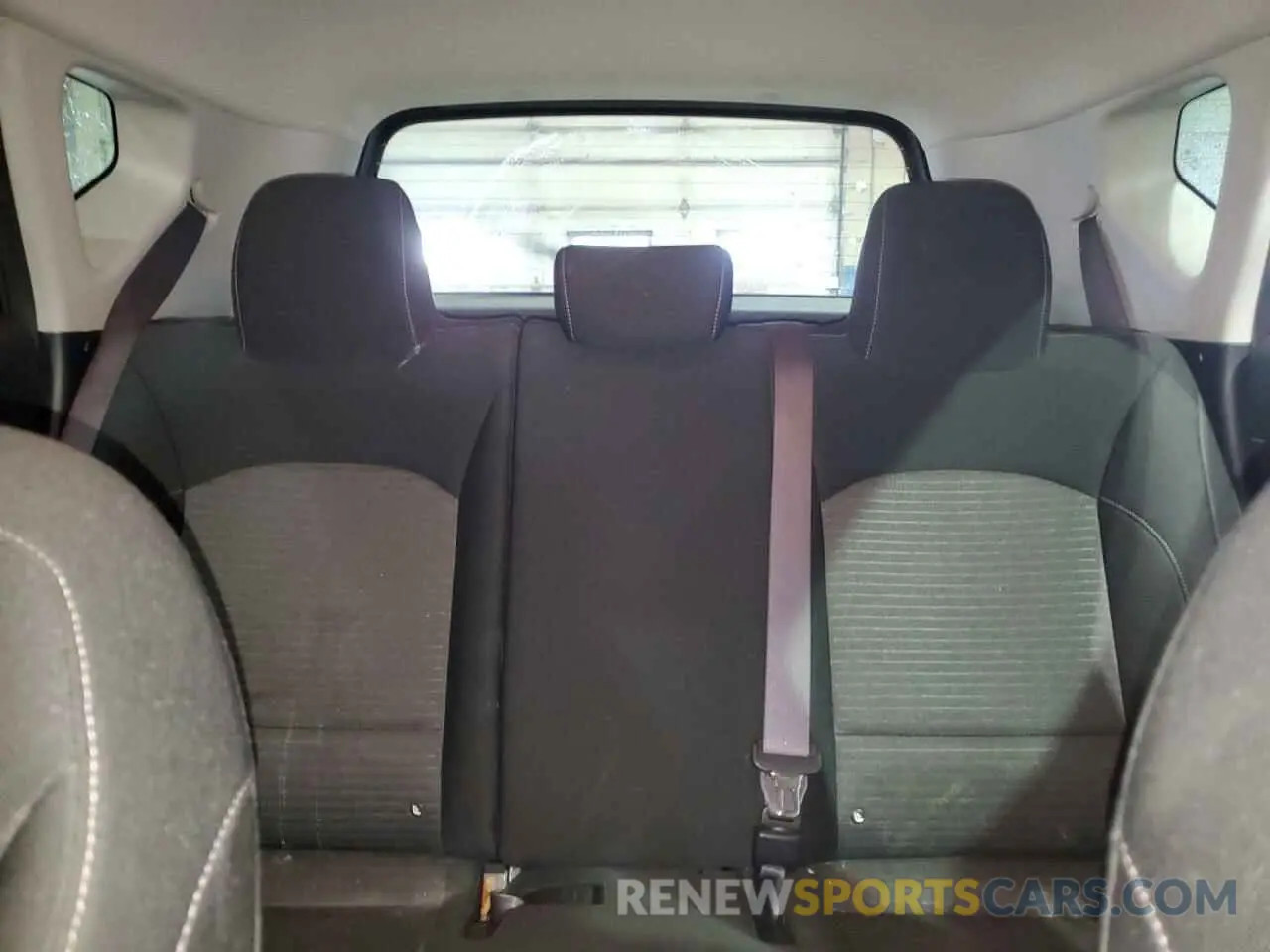 10 Photograph of a damaged car KNDJ23AU6M7739016 KIA SOUL 2021