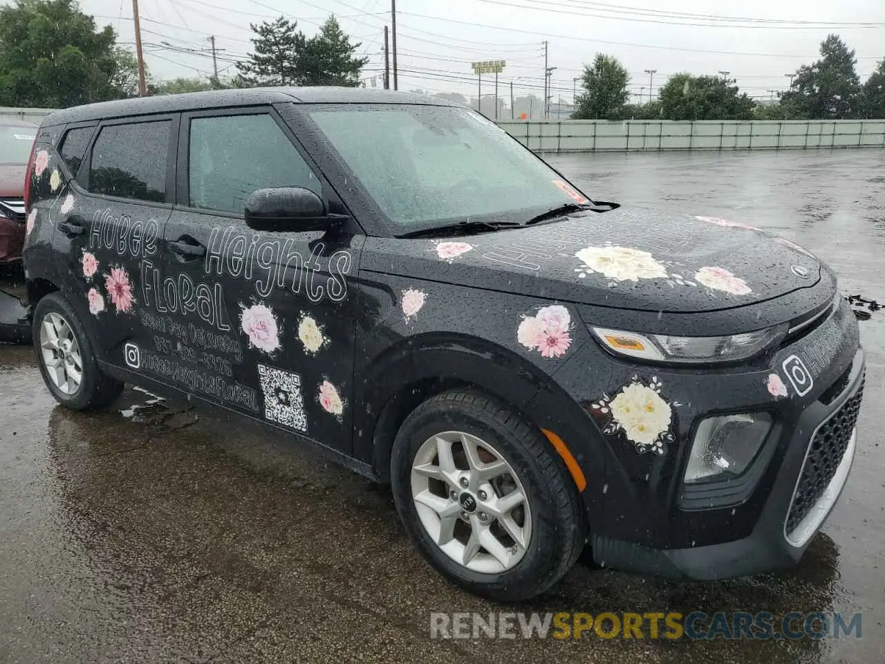 4 Photograph of a damaged car KNDJ23AU6M7742613 KIA SOUL 2021