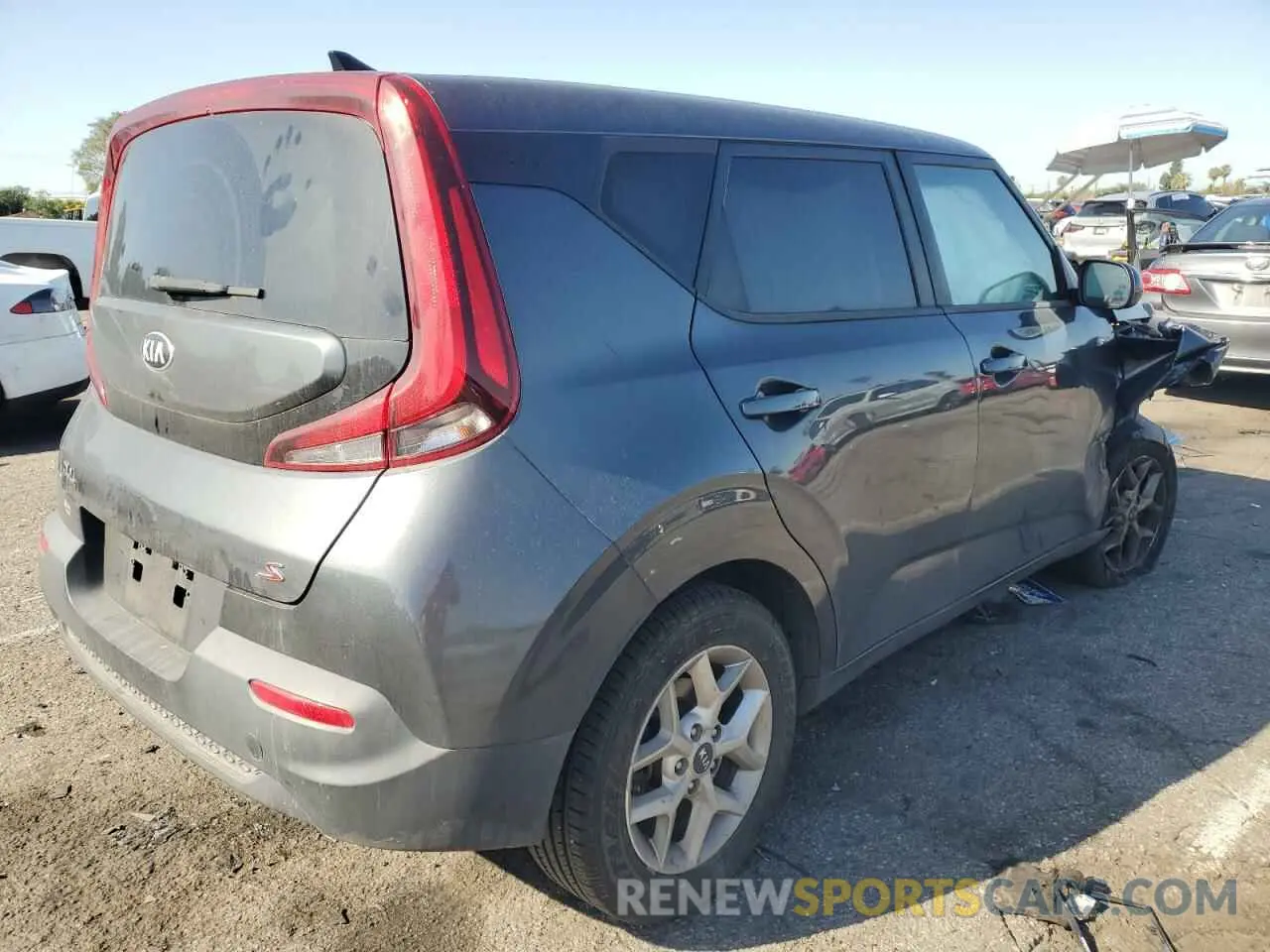 3 Photograph of a damaged car KNDJ23AU6M7746967 KIA SOUL 2021