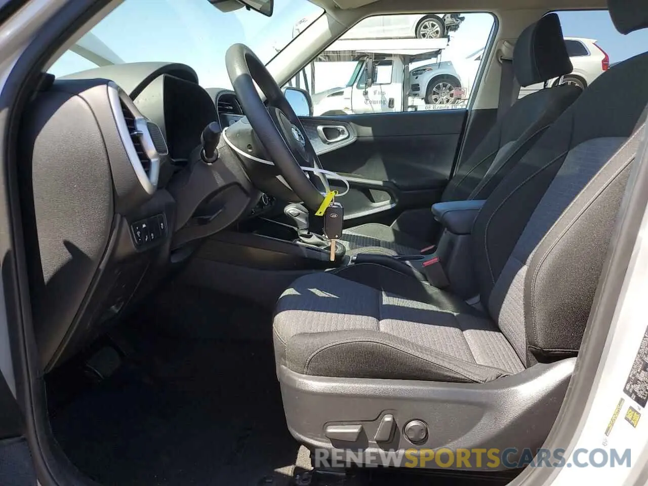 7 Photograph of a damaged car KNDJ23AU6M7749979 KIA SOUL 2021