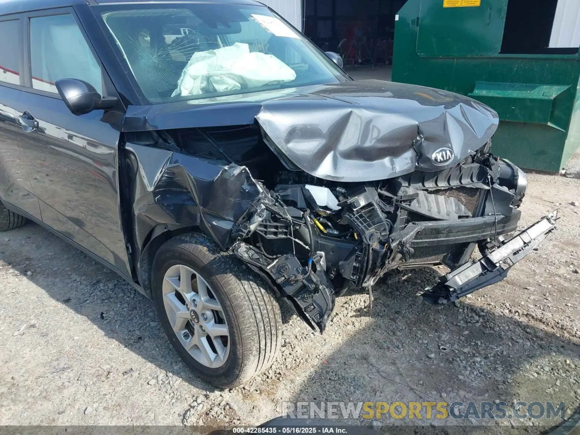 6 Photograph of a damaged car KNDJ23AU6M7750887 KIA SOUL 2021