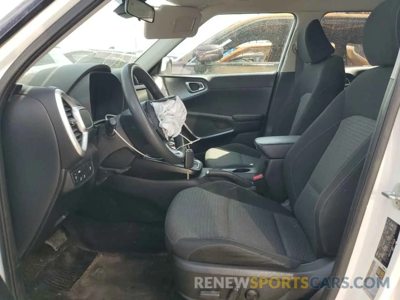 7 Photograph of a damaged car KNDJ23AU6M7755068 KIA SOUL 2021