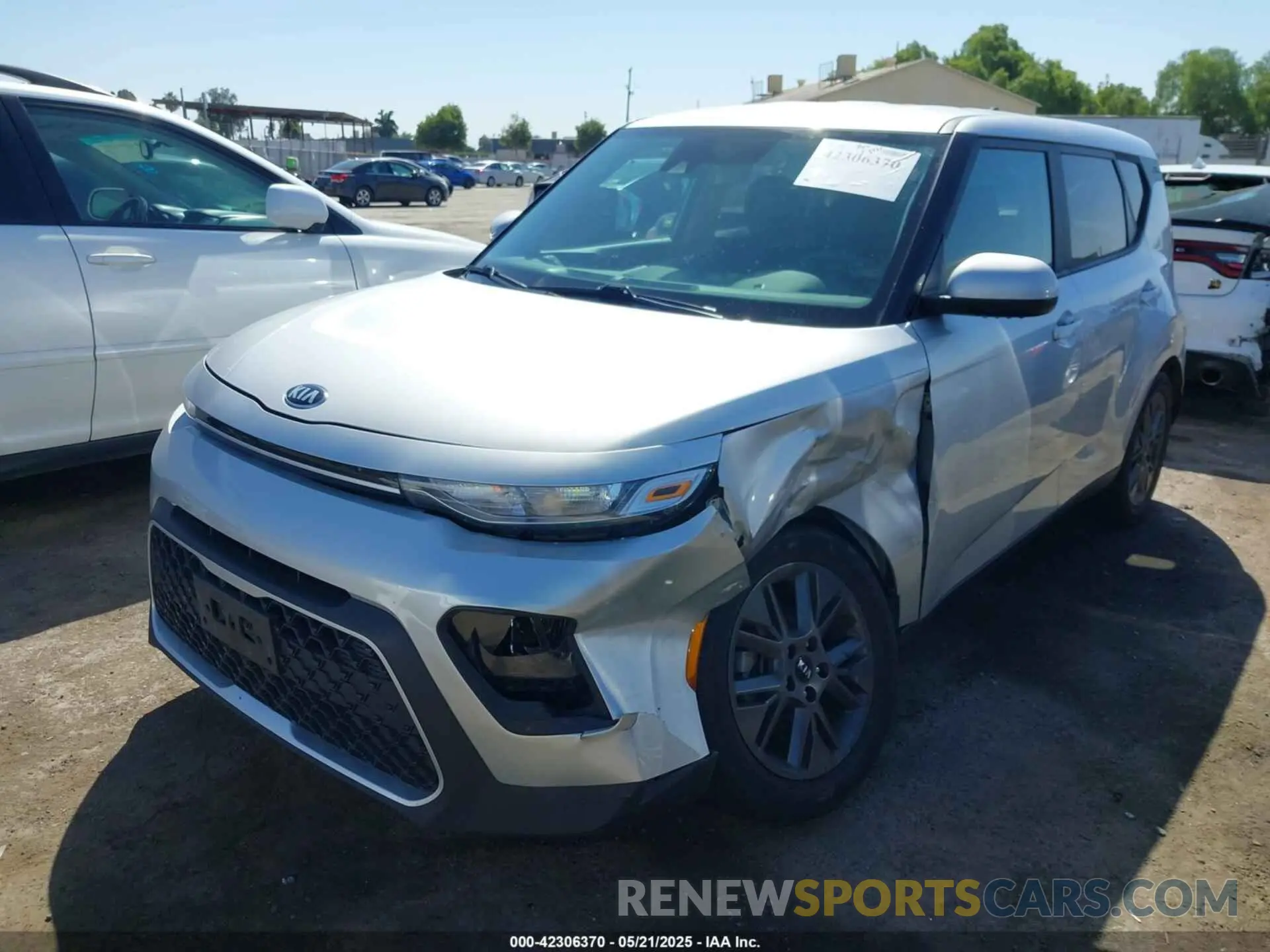 2 Photograph of a damaged car KNDJ23AU6M7793805 KIA SOUL 2021