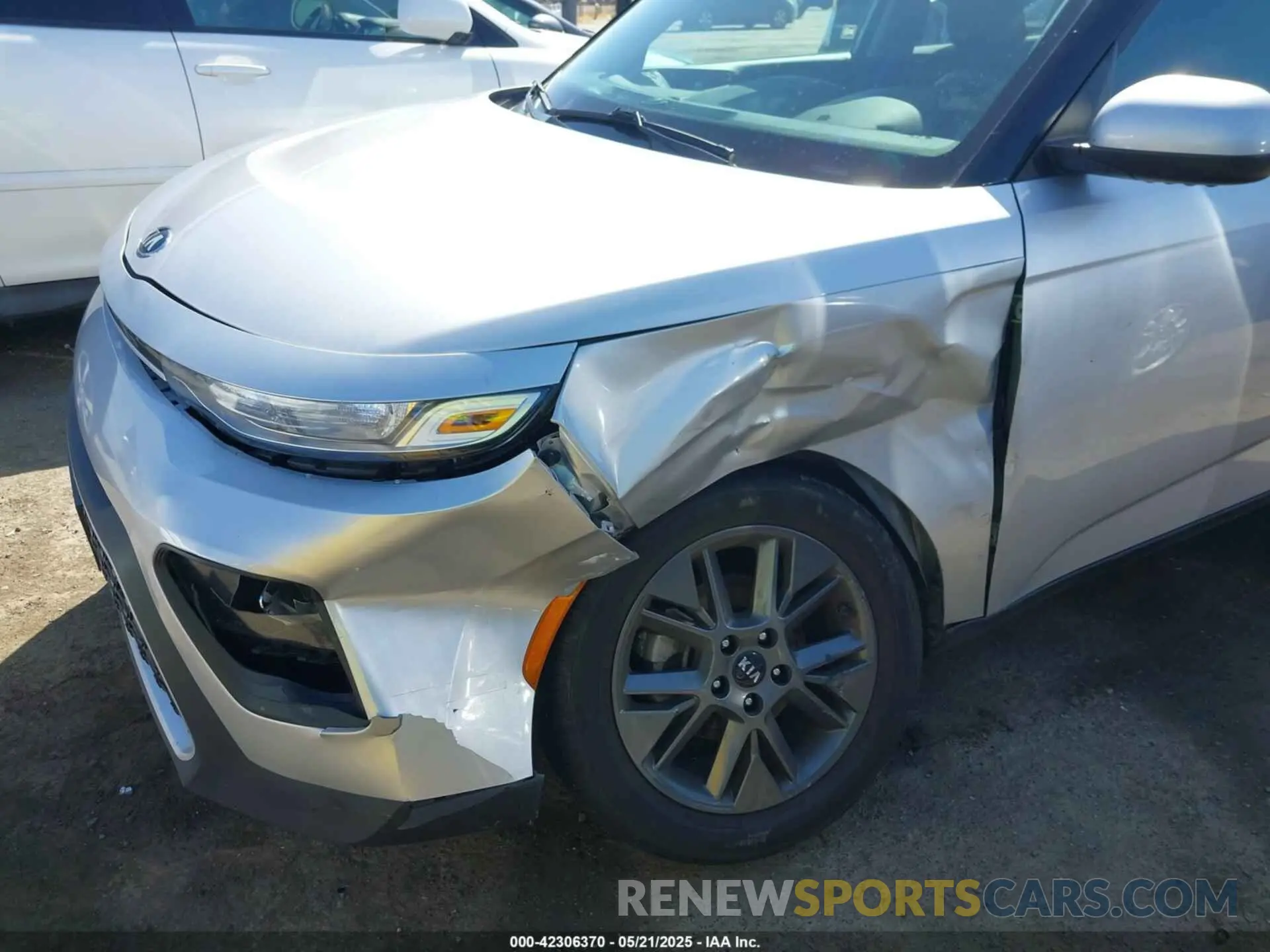 6 Photograph of a damaged car KNDJ23AU6M7793805 KIA SOUL 2021
