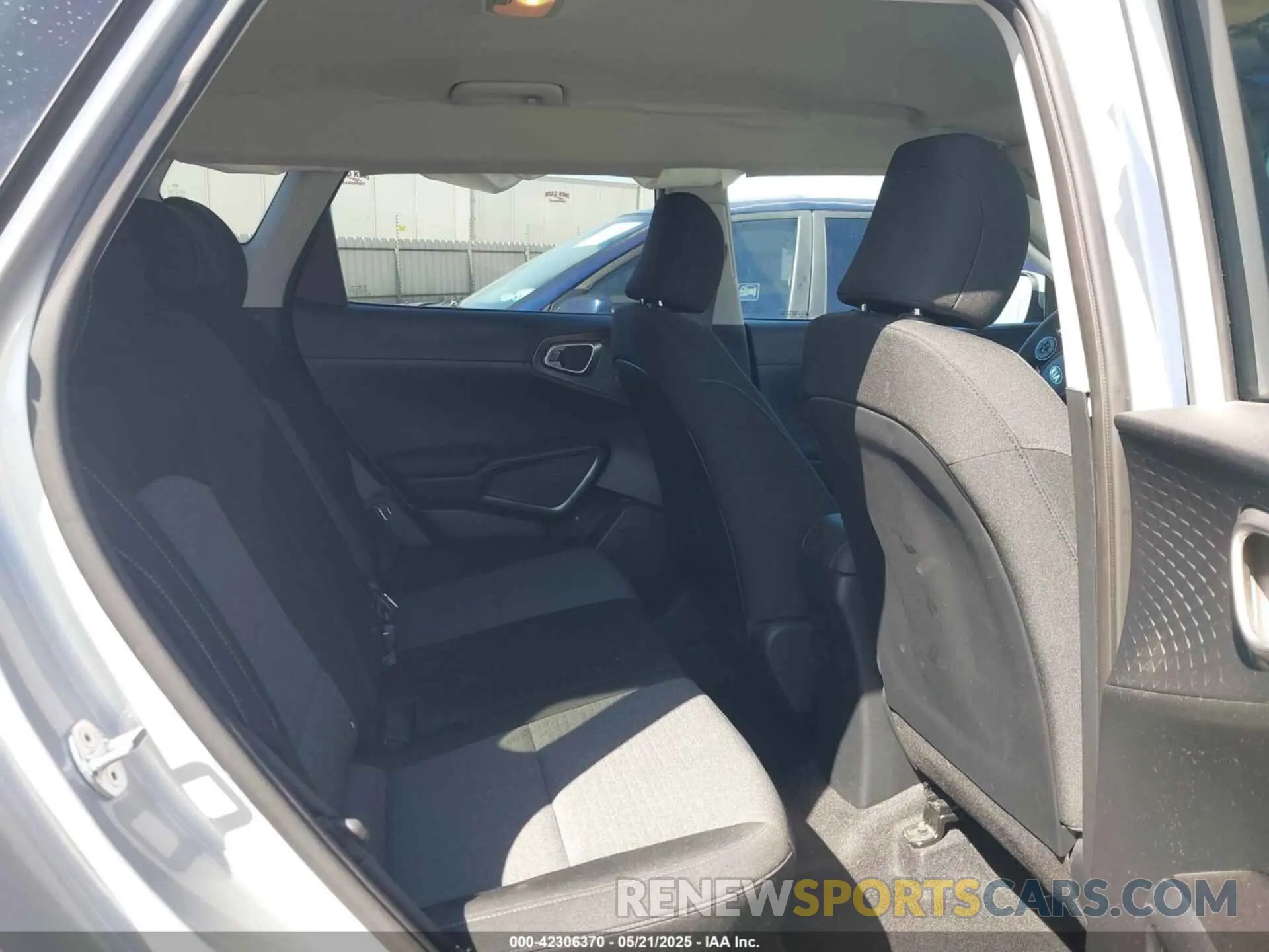 8 Photograph of a damaged car KNDJ23AU6M7793805 KIA SOUL 2021