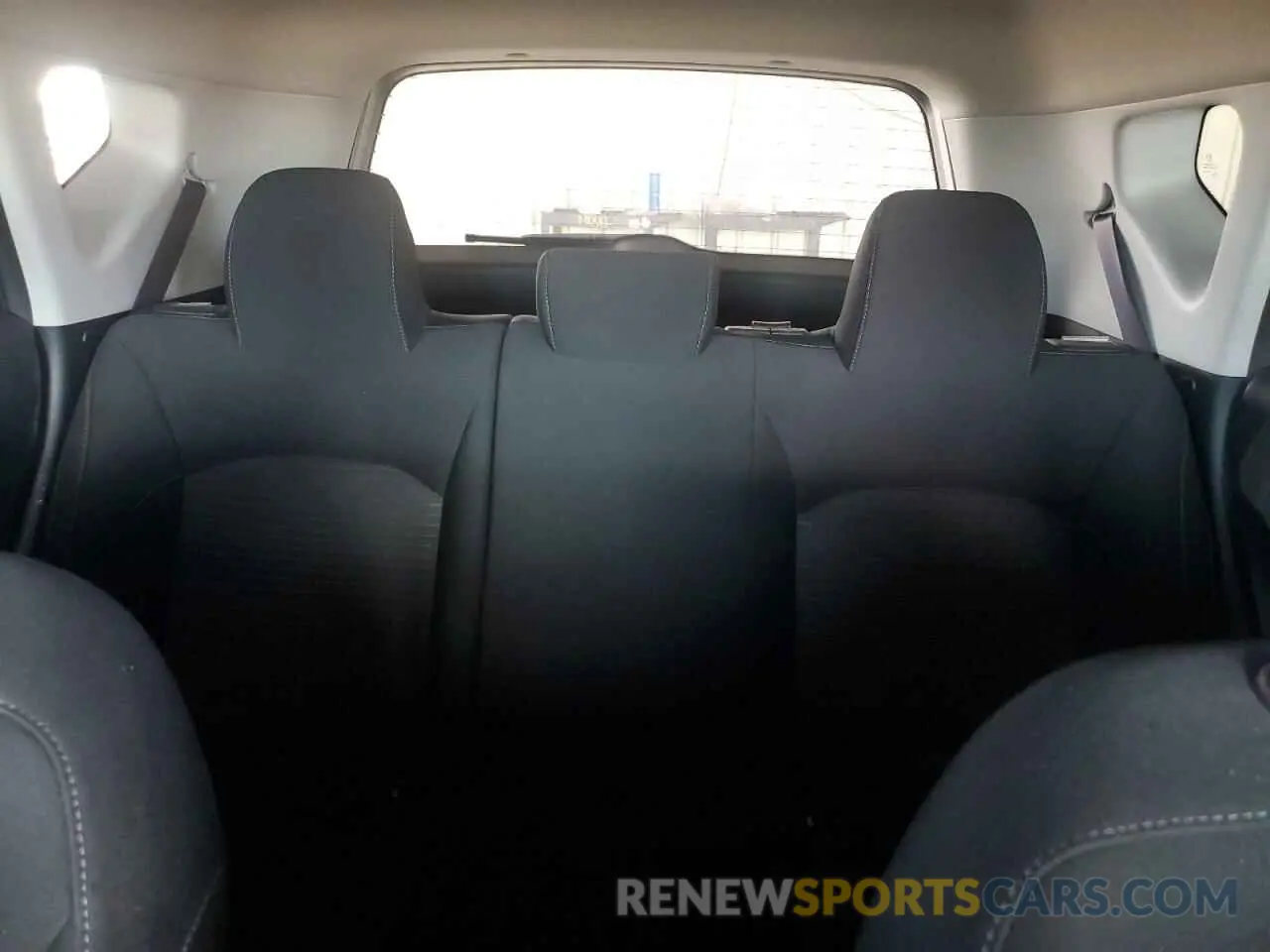 10 Photograph of a damaged car KNDJ23AU6M7795781 KIA SOUL 2021