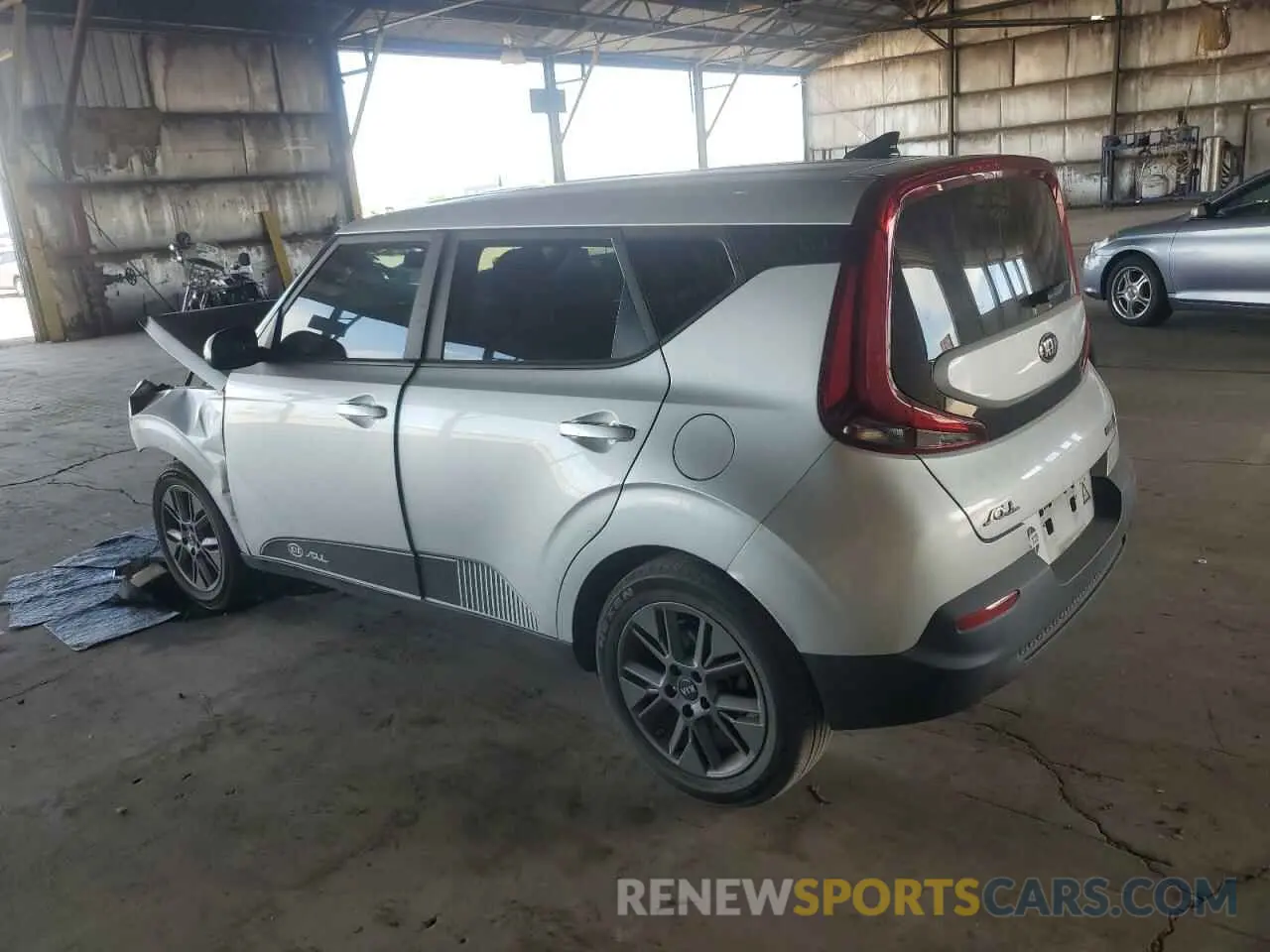2 Photograph of a damaged car KNDJ23AU6M7795781 KIA SOUL 2021