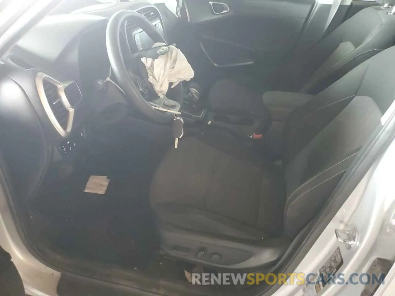 7 Photograph of a damaged car KNDJ23AU6M7795781 KIA SOUL 2021