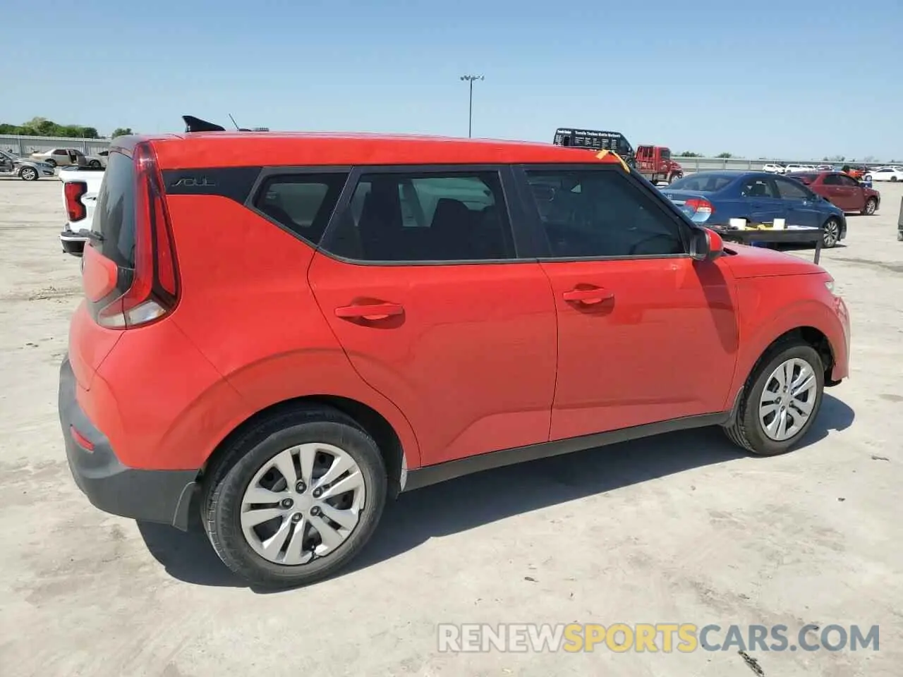 3 Photograph of a damaged car KNDJ23AU7M7125141 KIA SOUL 2021
