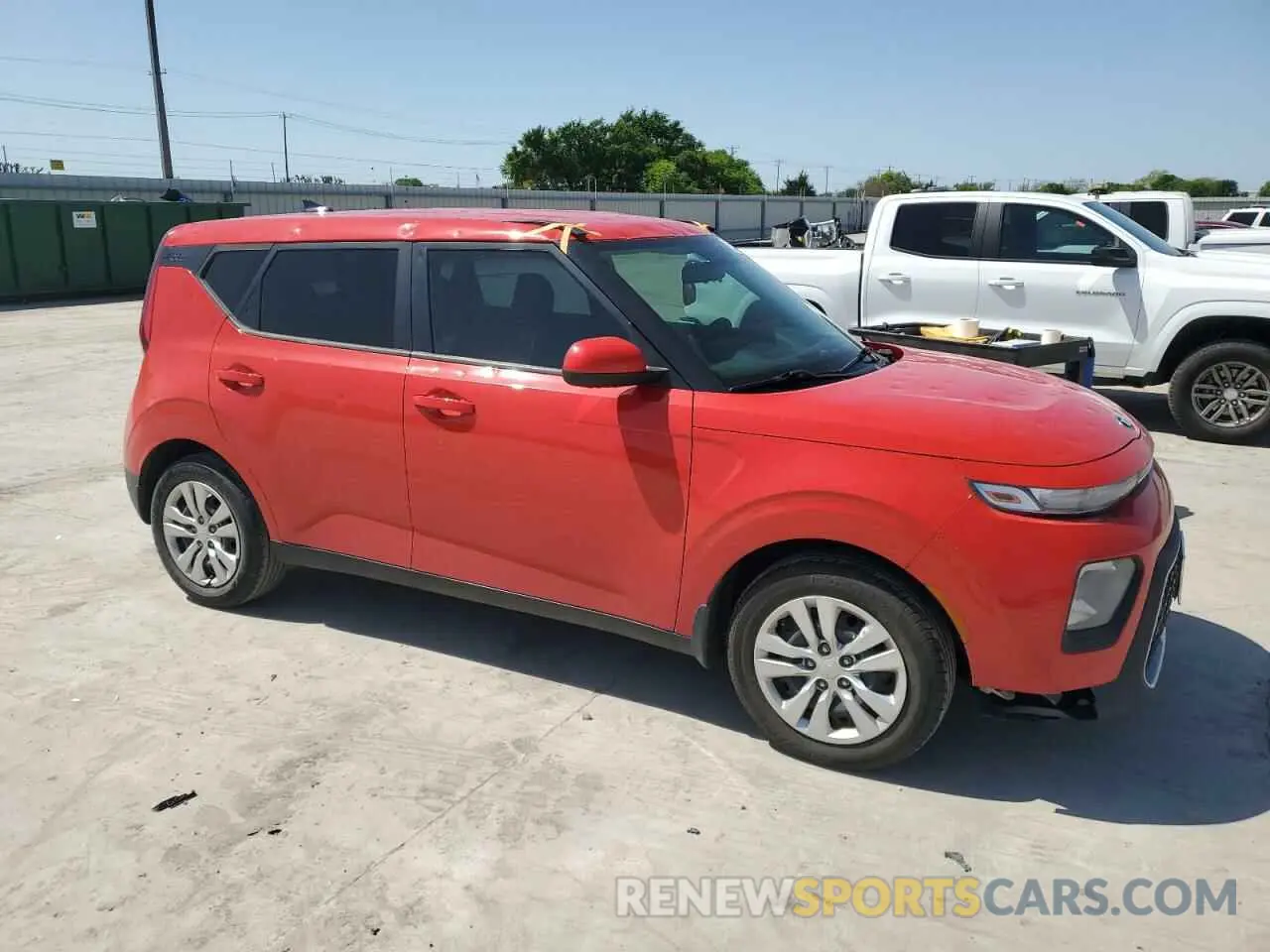 4 Photograph of a damaged car KNDJ23AU7M7125141 KIA SOUL 2021