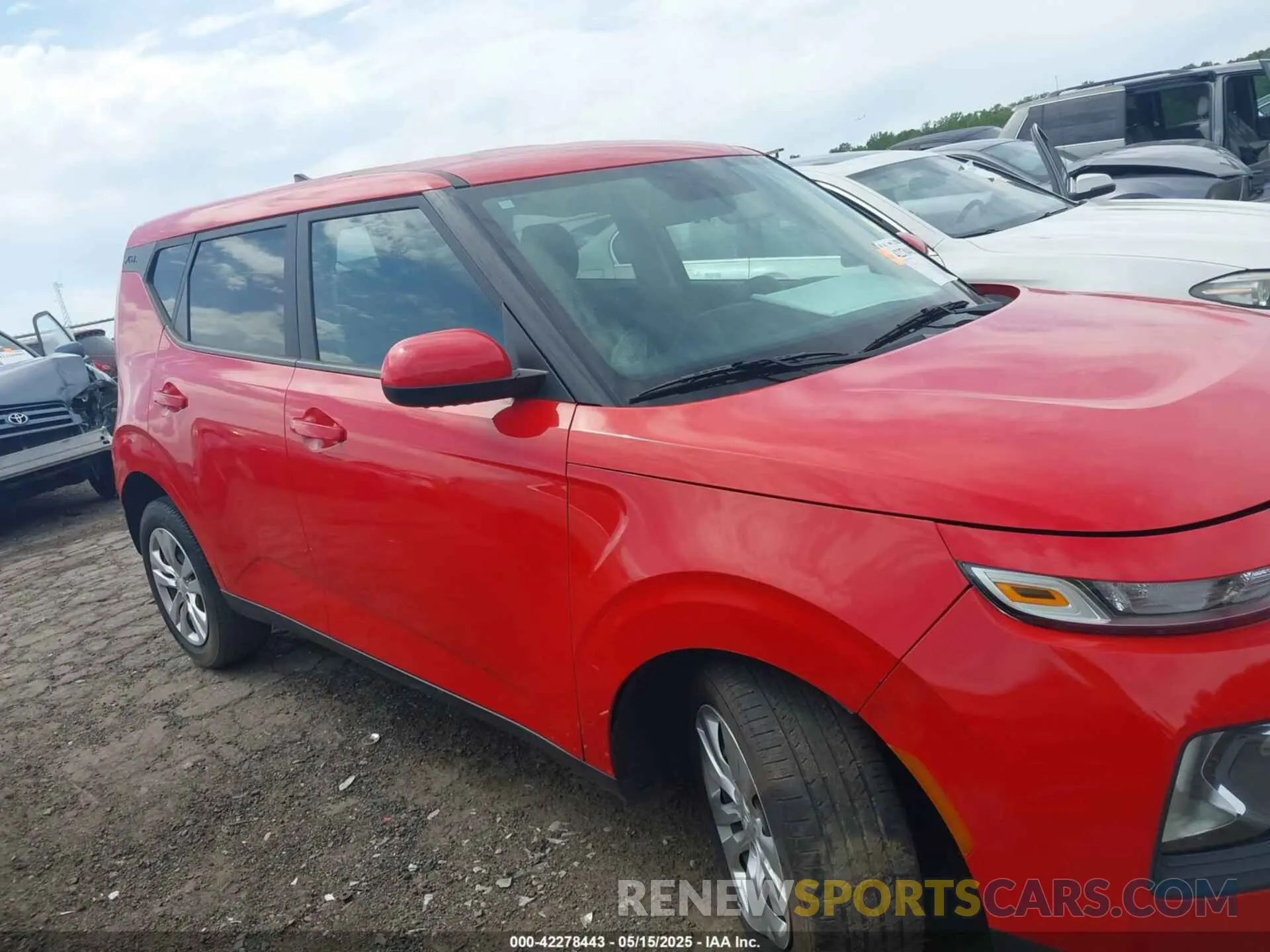 13 Photograph of a damaged car KNDJ23AU7M7144238 KIA SOUL 2021