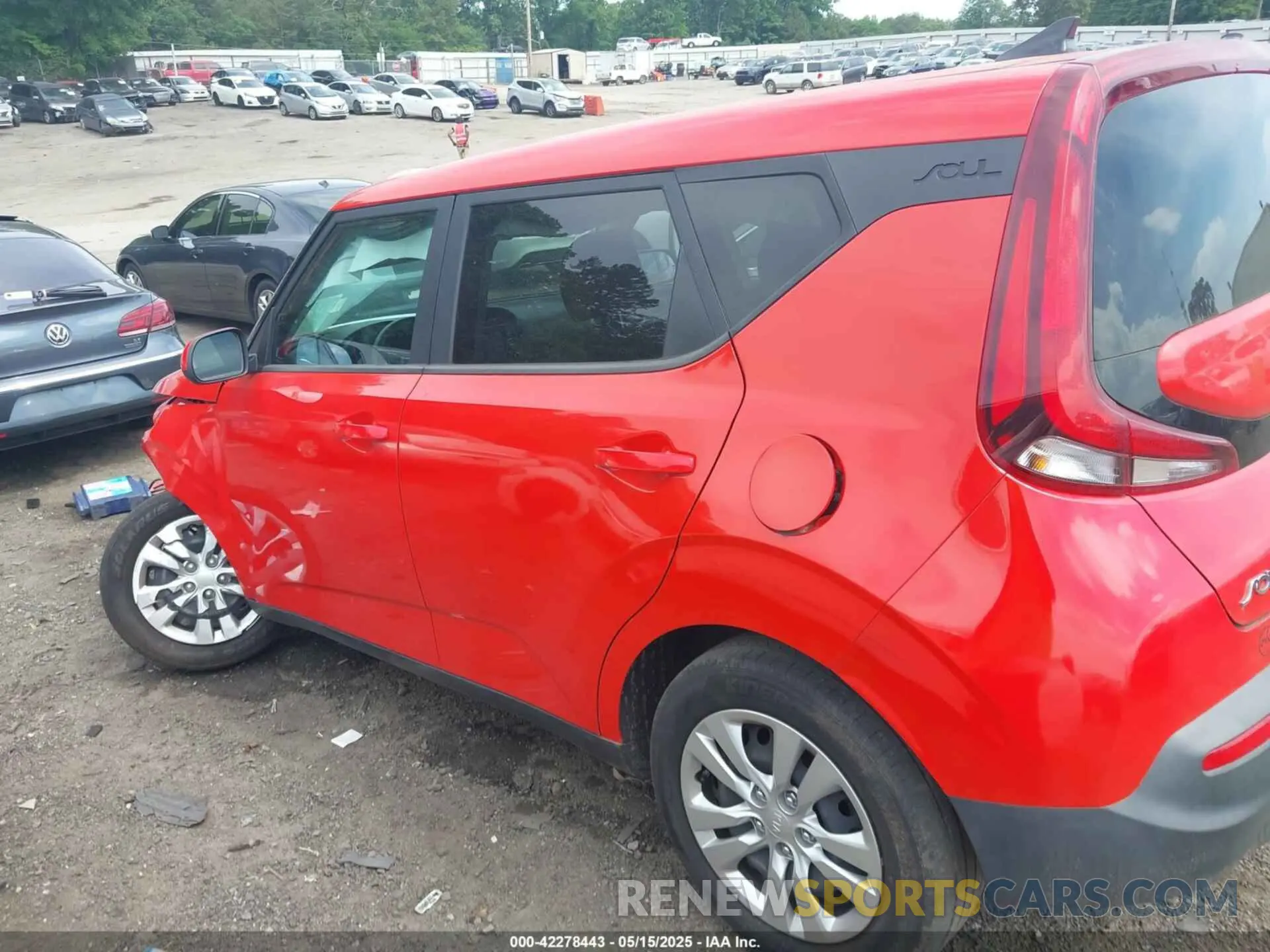14 Photograph of a damaged car KNDJ23AU7M7144238 KIA SOUL 2021