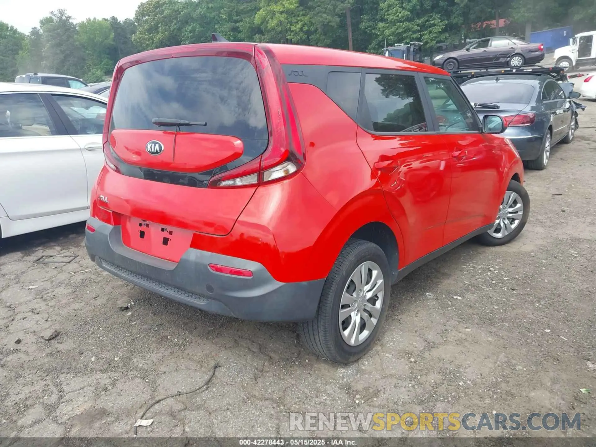 4 Photograph of a damaged car KNDJ23AU7M7144238 KIA SOUL 2021