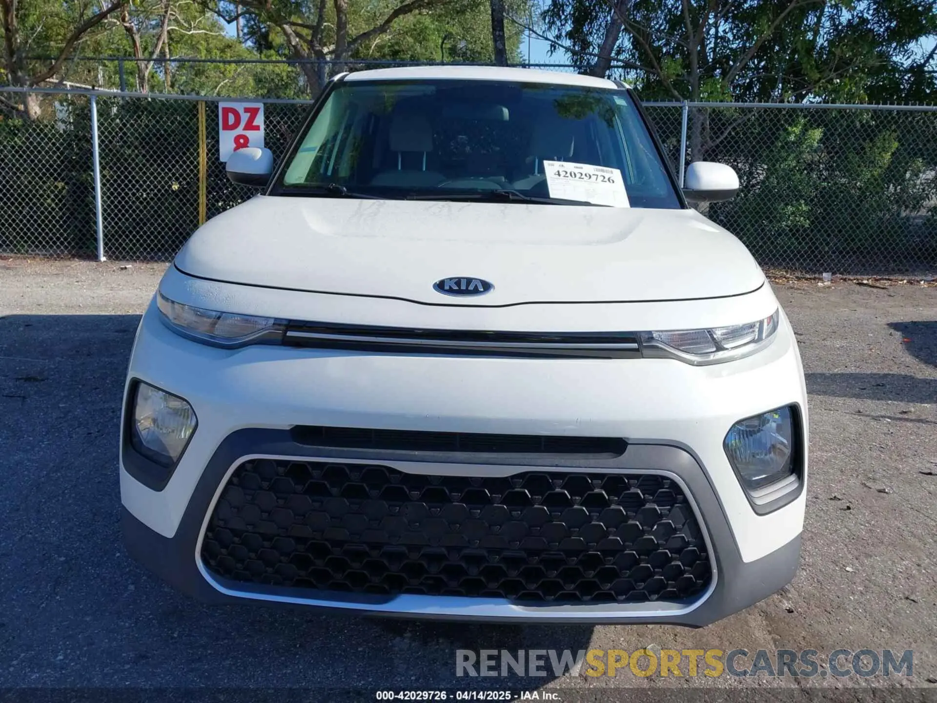 13 Photograph of a damaged car KNDJ23AU7M7737596 KIA SOUL 2021