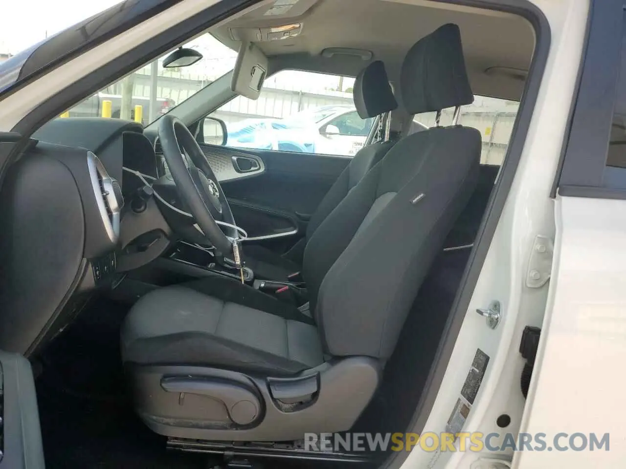 7 Photograph of a damaged car KNDJ23AU7M7767763 KIA SOUL 2021