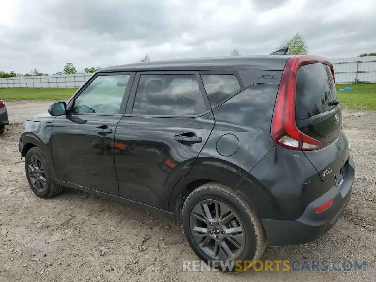 2 Photograph of a damaged car KNDJ23AU7M7791724 KIA SOUL 2021