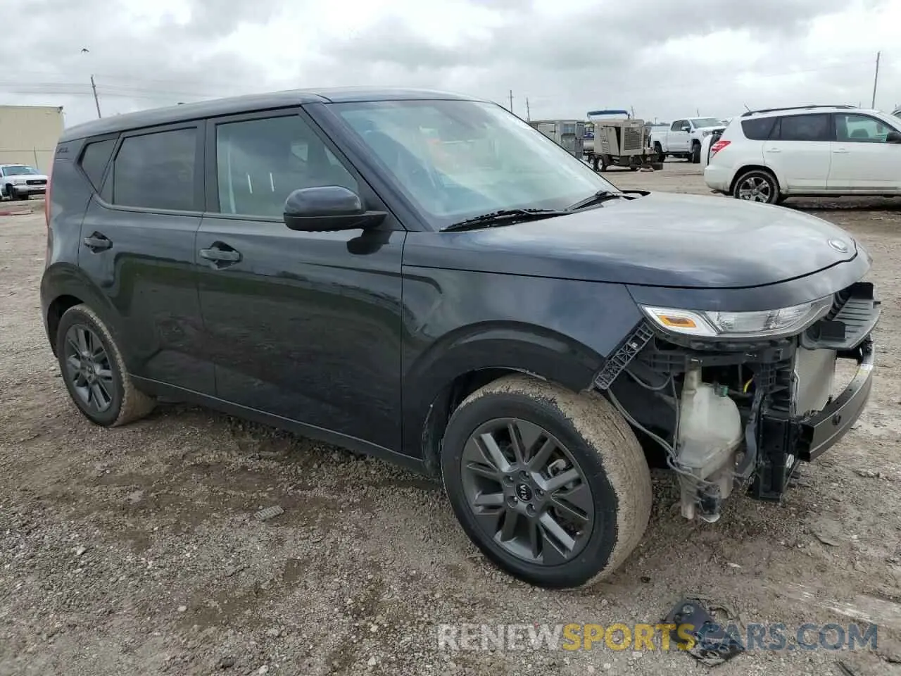 4 Photograph of a damaged car KNDJ23AU7M7791724 KIA SOUL 2021