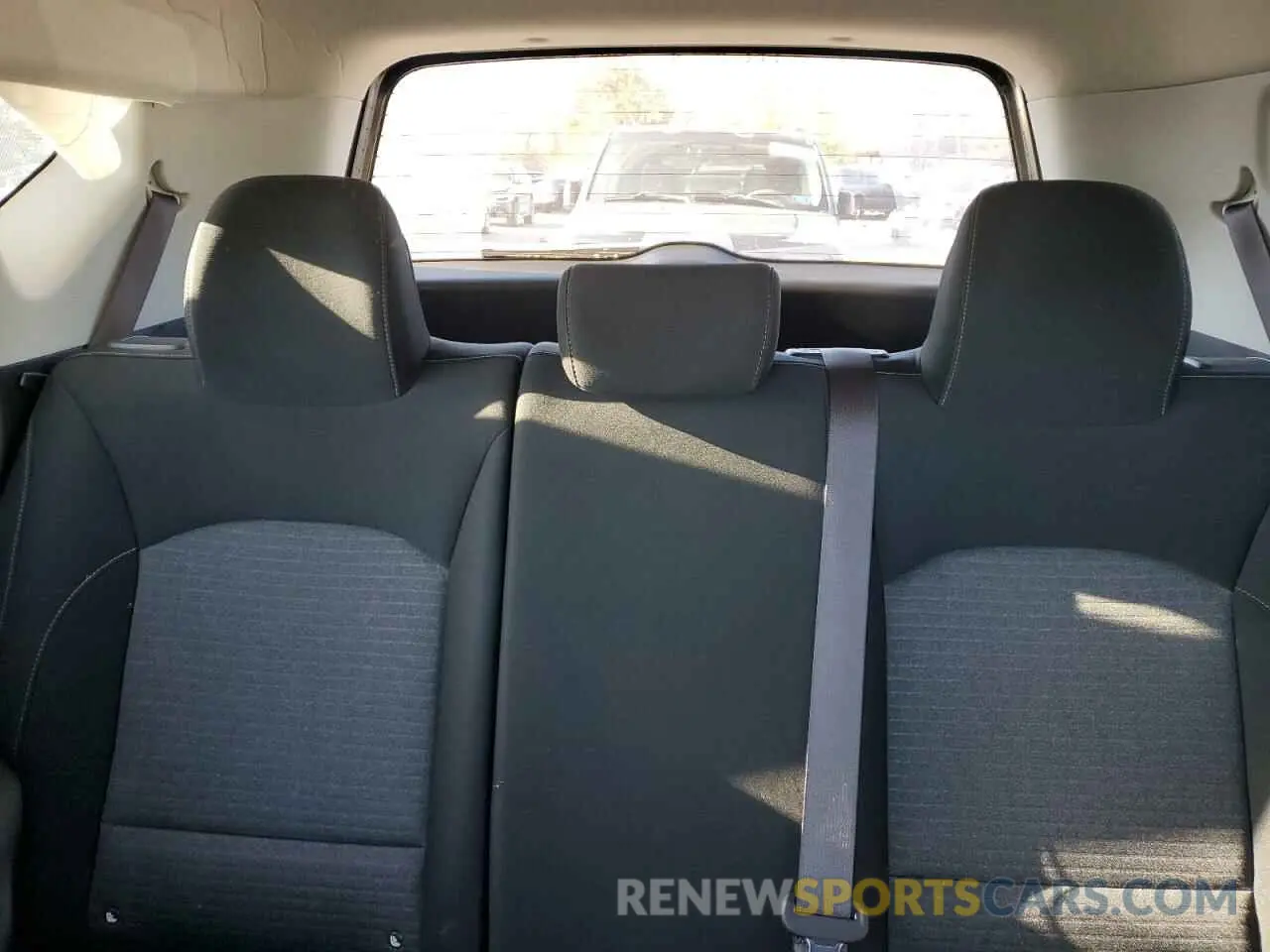 10 Photograph of a damaged car KNDJ23AU8M7147066 KIA SOUL 2021