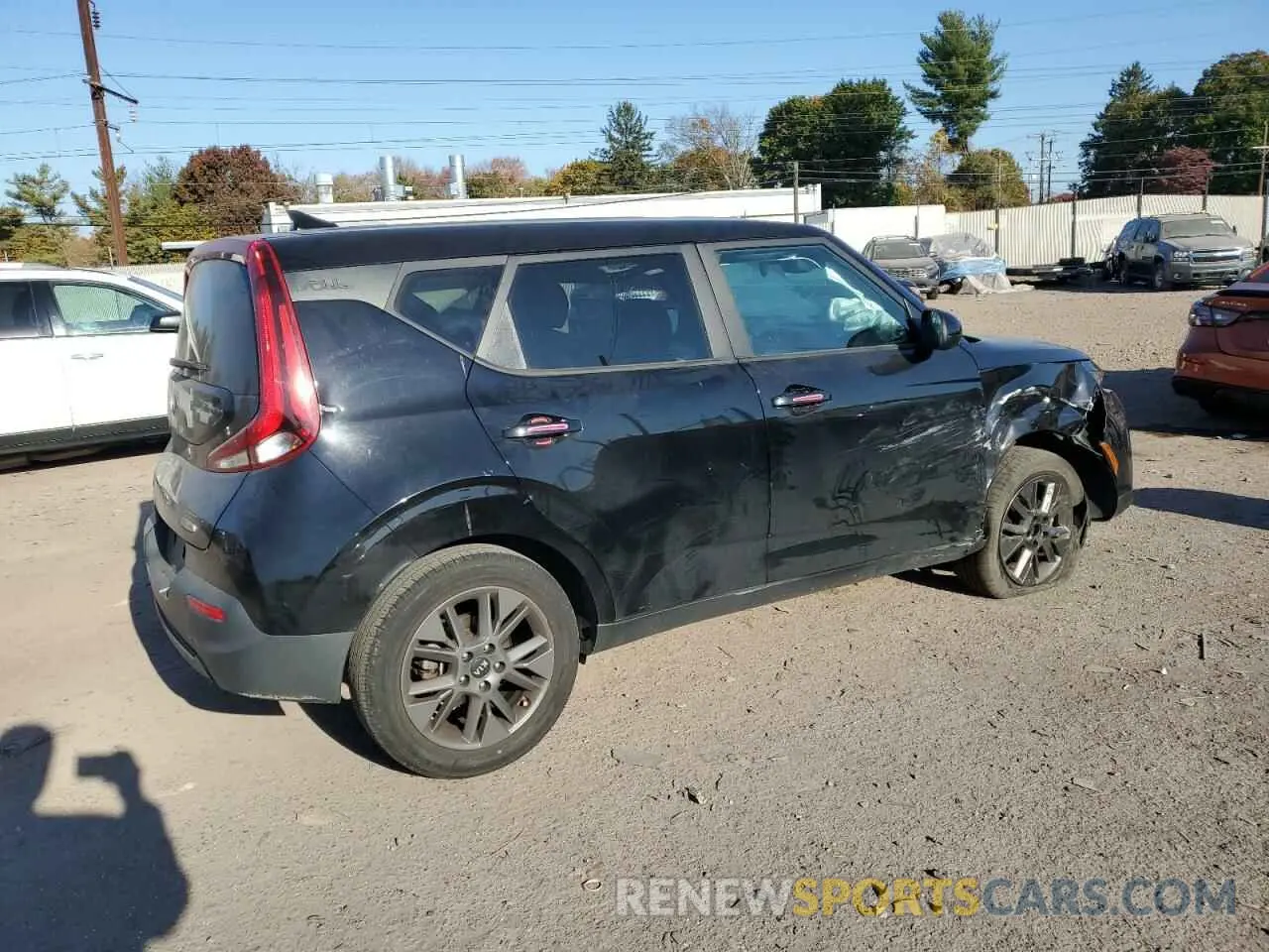 3 Photograph of a damaged car KNDJ23AU8M7147066 KIA SOUL 2021