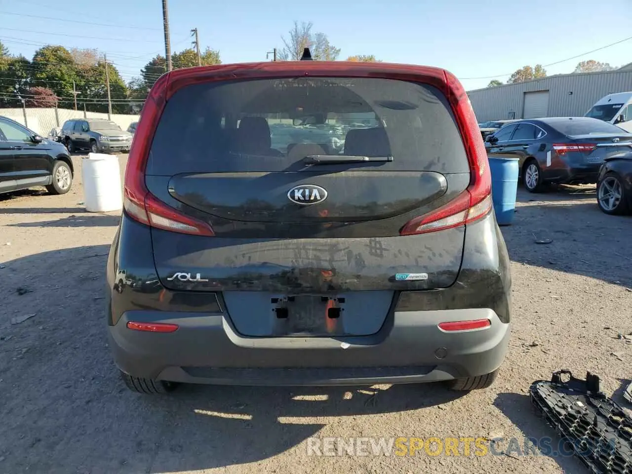 6 Photograph of a damaged car KNDJ23AU8M7147066 KIA SOUL 2021