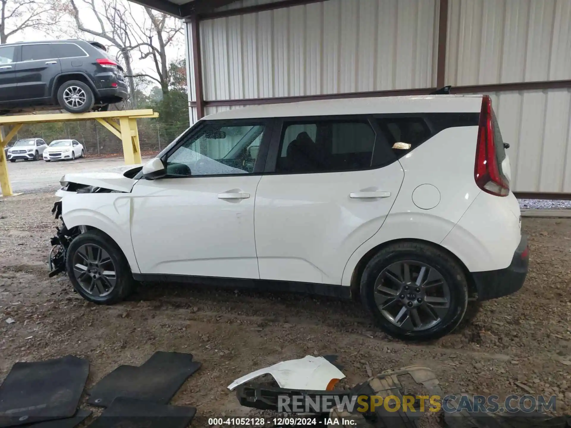 15 Photograph of a damaged car KNDJ23AU8M7149237 KIA SOUL 2021