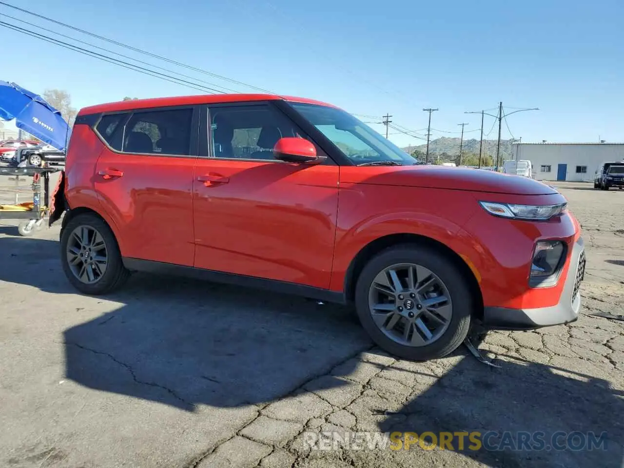 4 Photograph of a damaged car KNDJ23AU8M7149643 KIA SOUL 2021