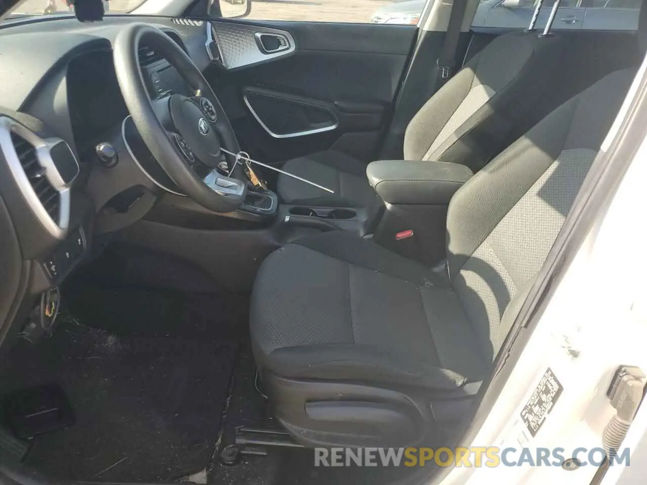 7 Photograph of a damaged car KNDJ23AU8M7736540 KIA SOUL 2021