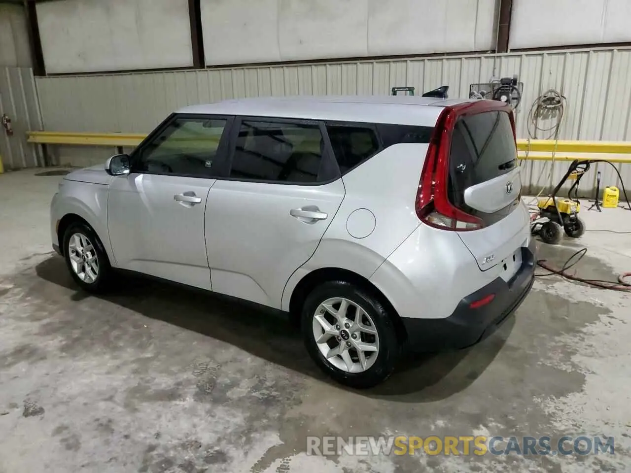2 Photograph of a damaged car KNDJ23AU8M7740006 KIA SOUL 2021